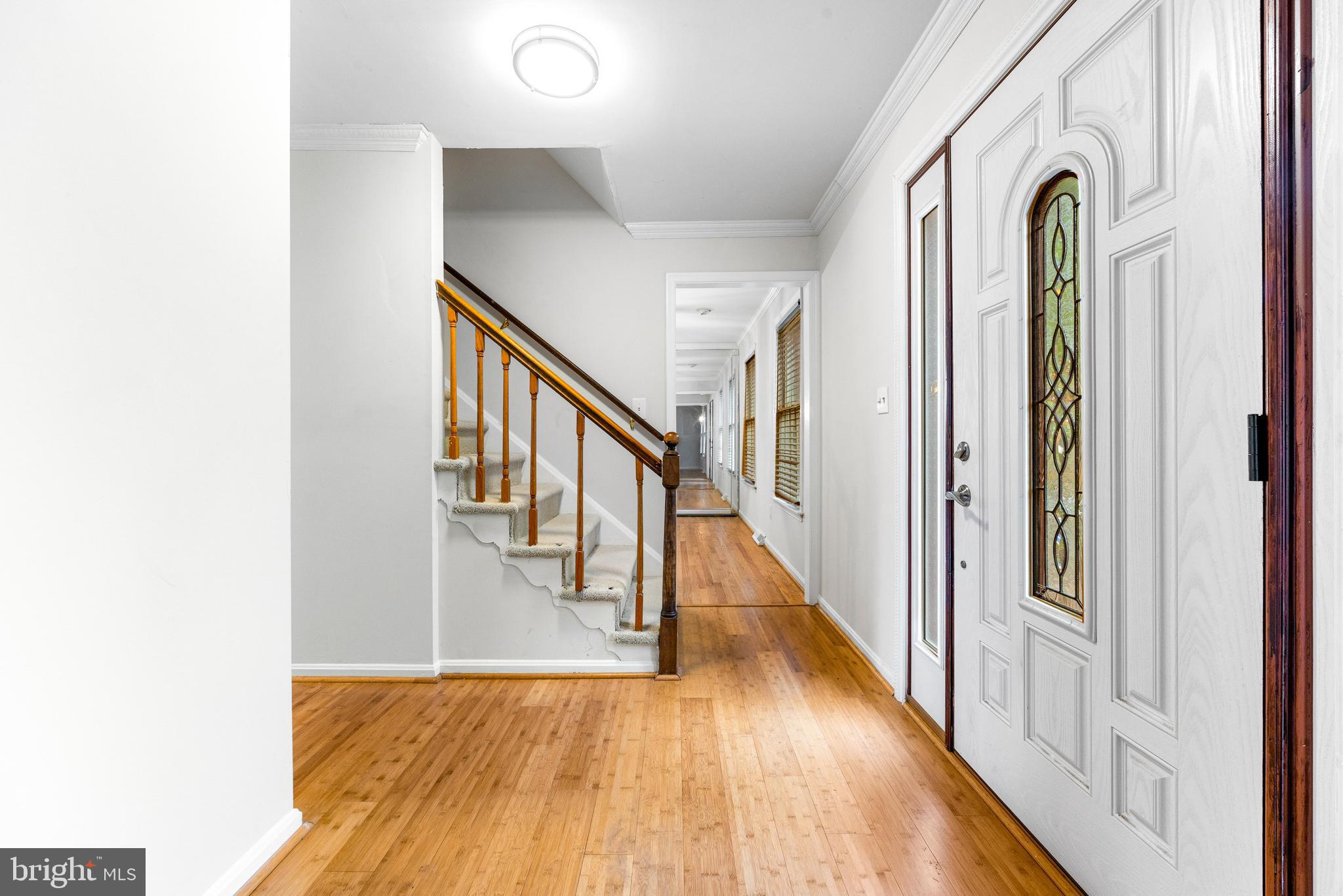 JONATHANS DELIGHT - Residential