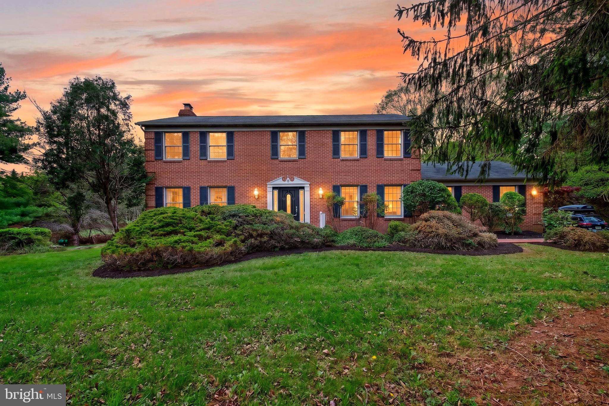 JONATHANS DELIGHT - Residential