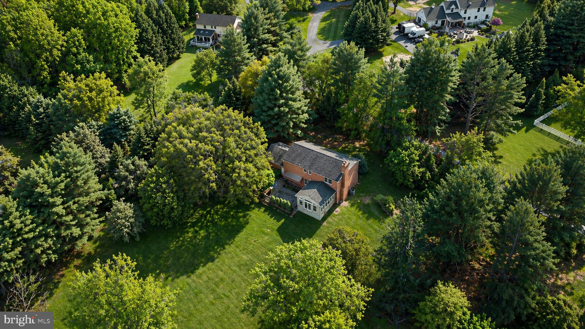 JONATHANS DELIGHT - Residential