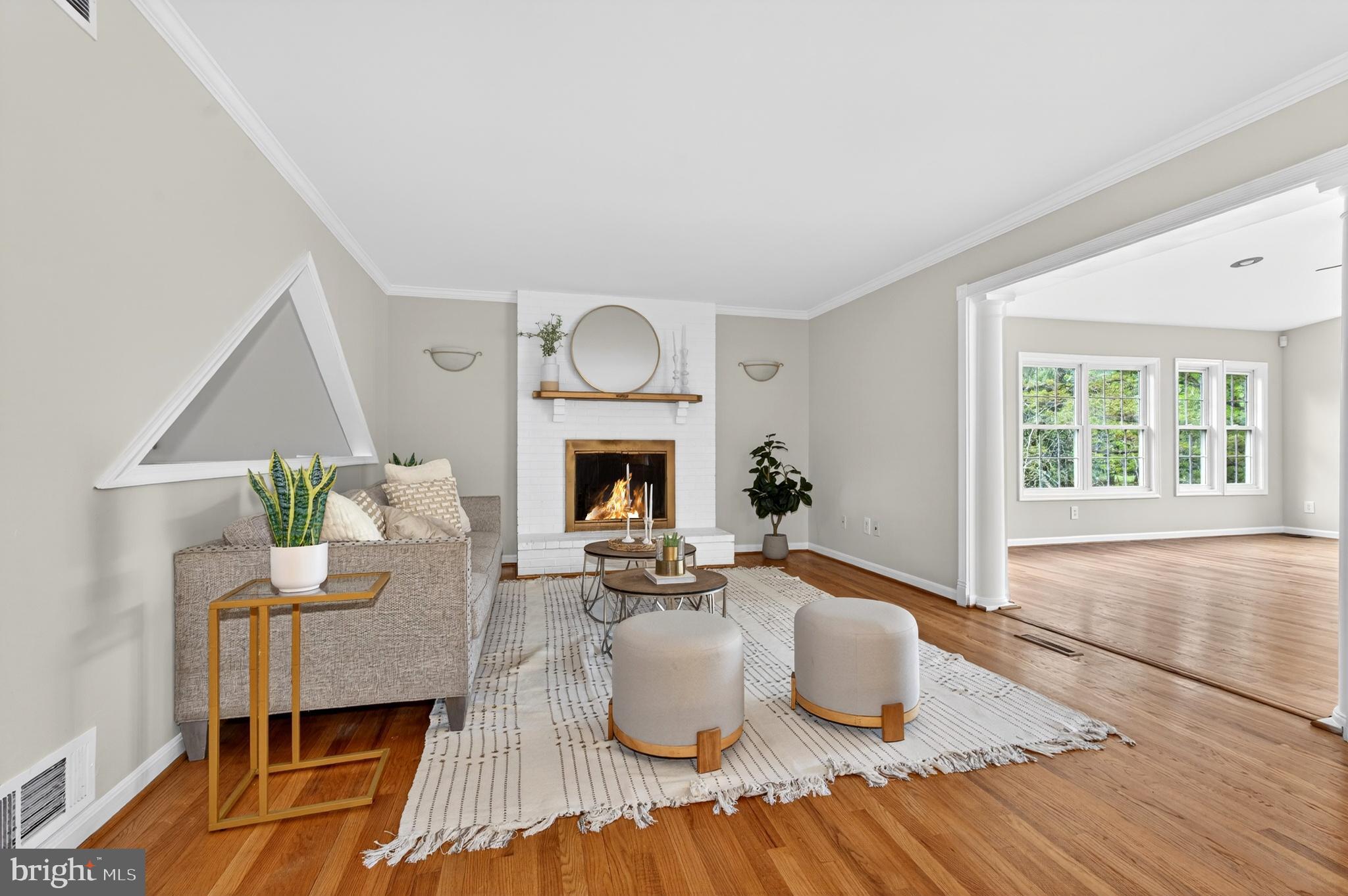 JONATHANS DELIGHT - Residential