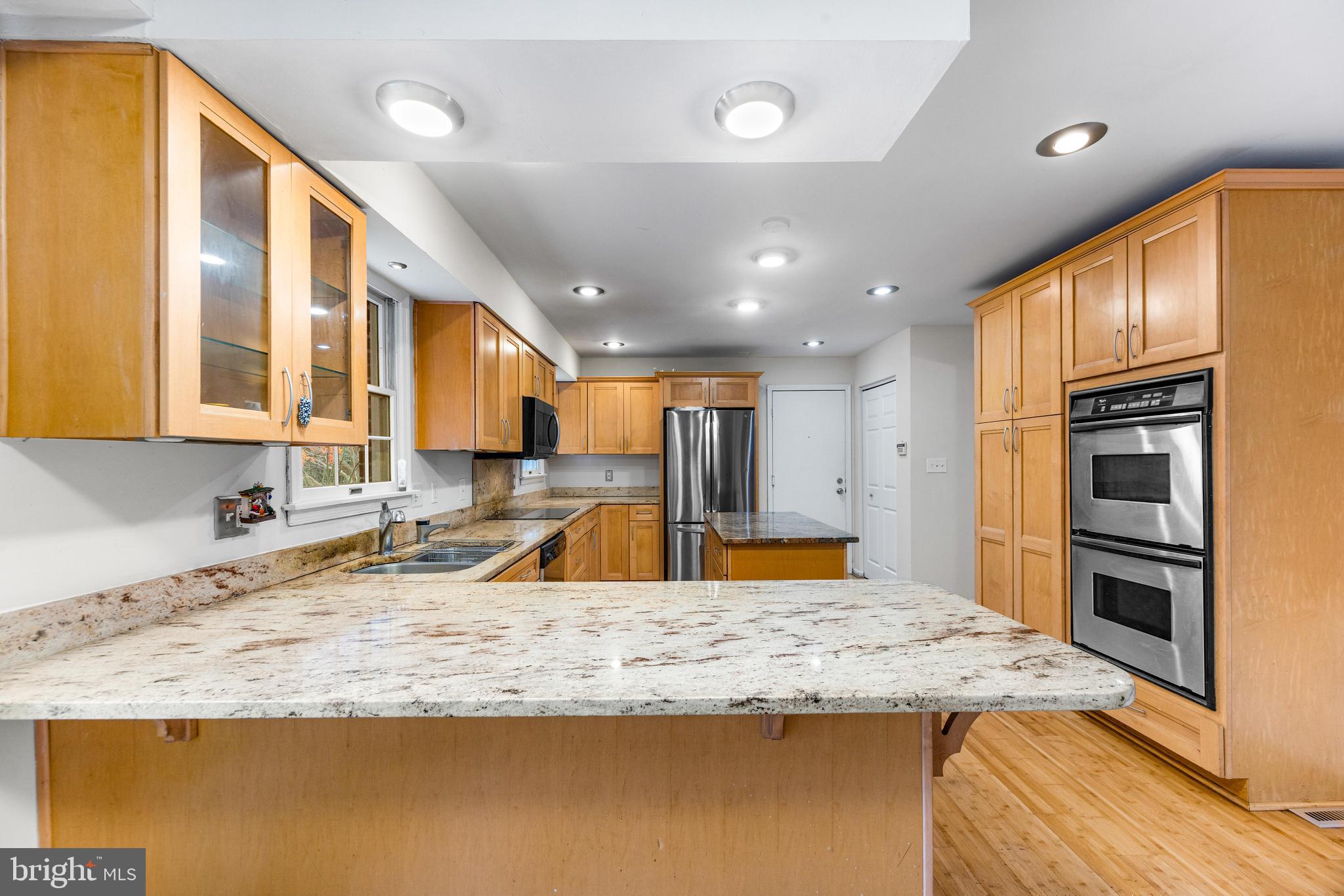 JONATHANS DELIGHT - Residential