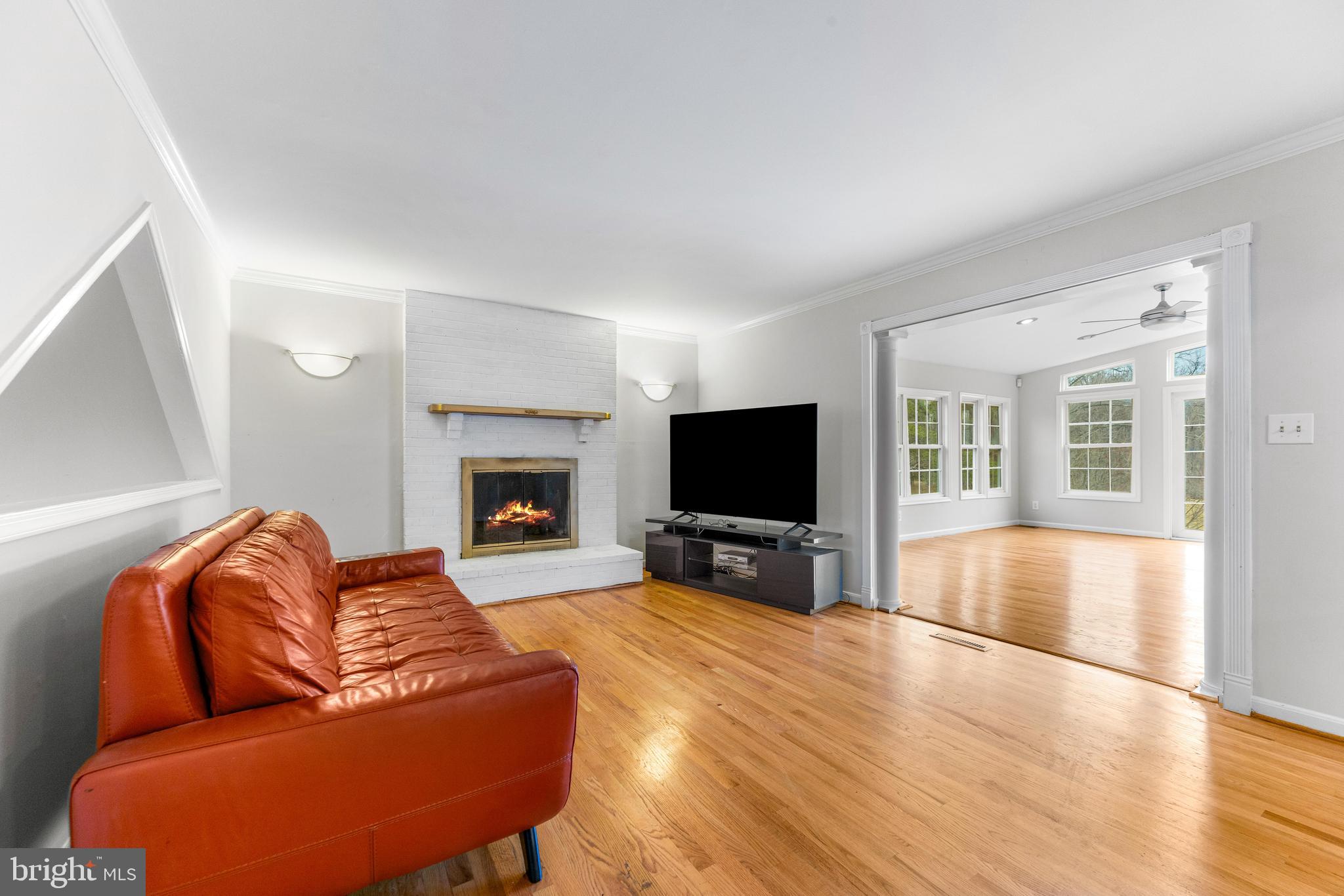 JONATHANS DELIGHT - Residential