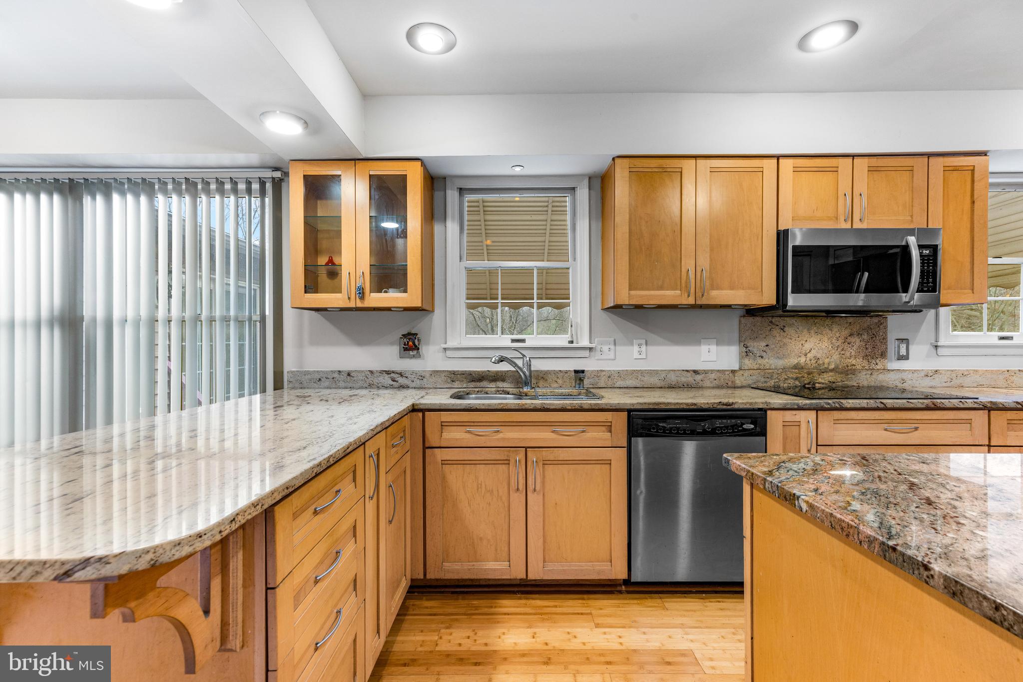 JONATHANS DELIGHT - Residential