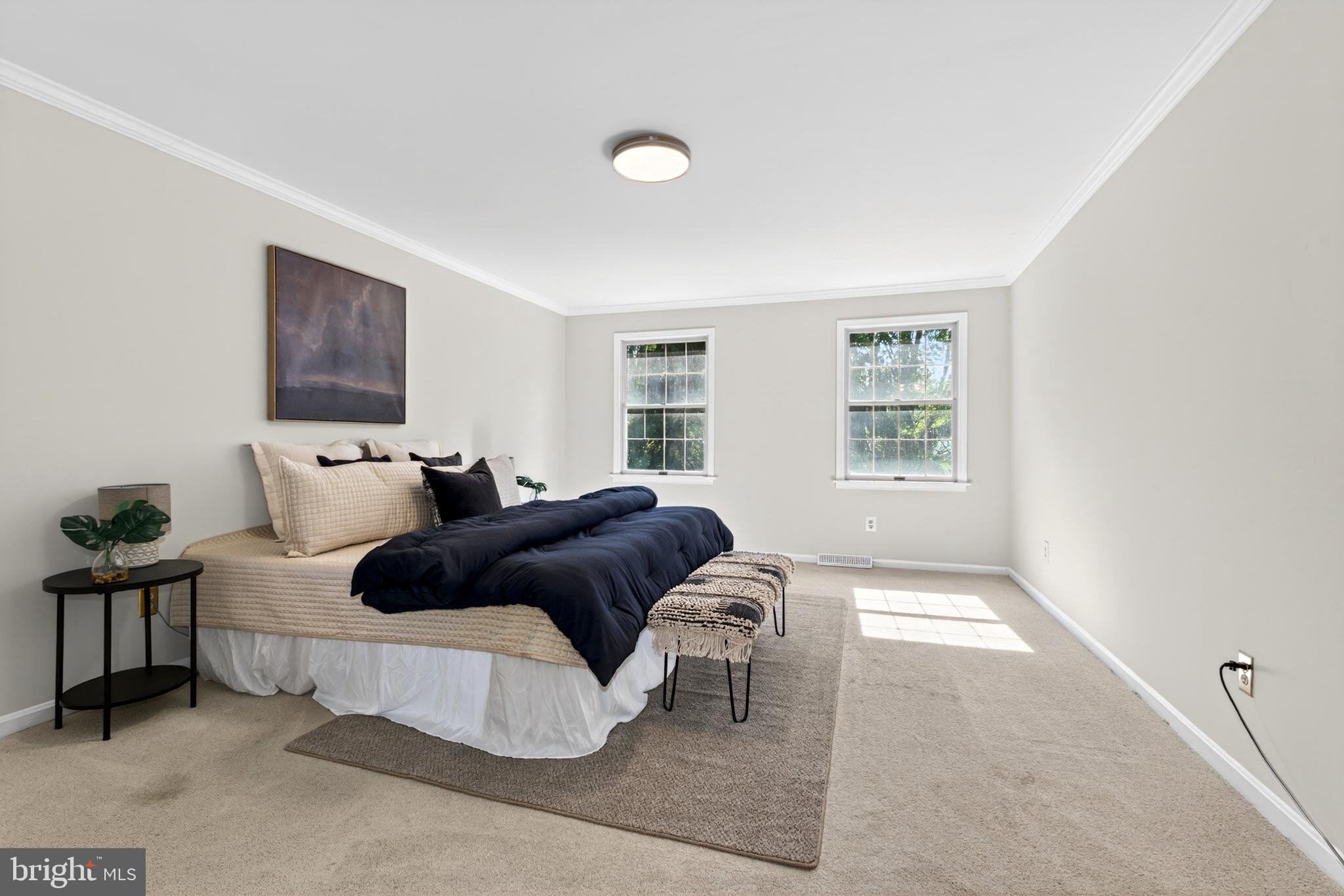 JONATHANS DELIGHT - Residential