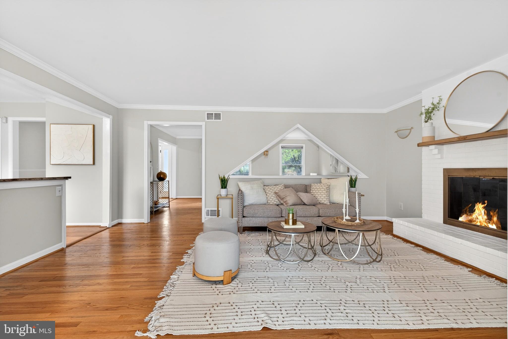 JONATHANS DELIGHT - Residential