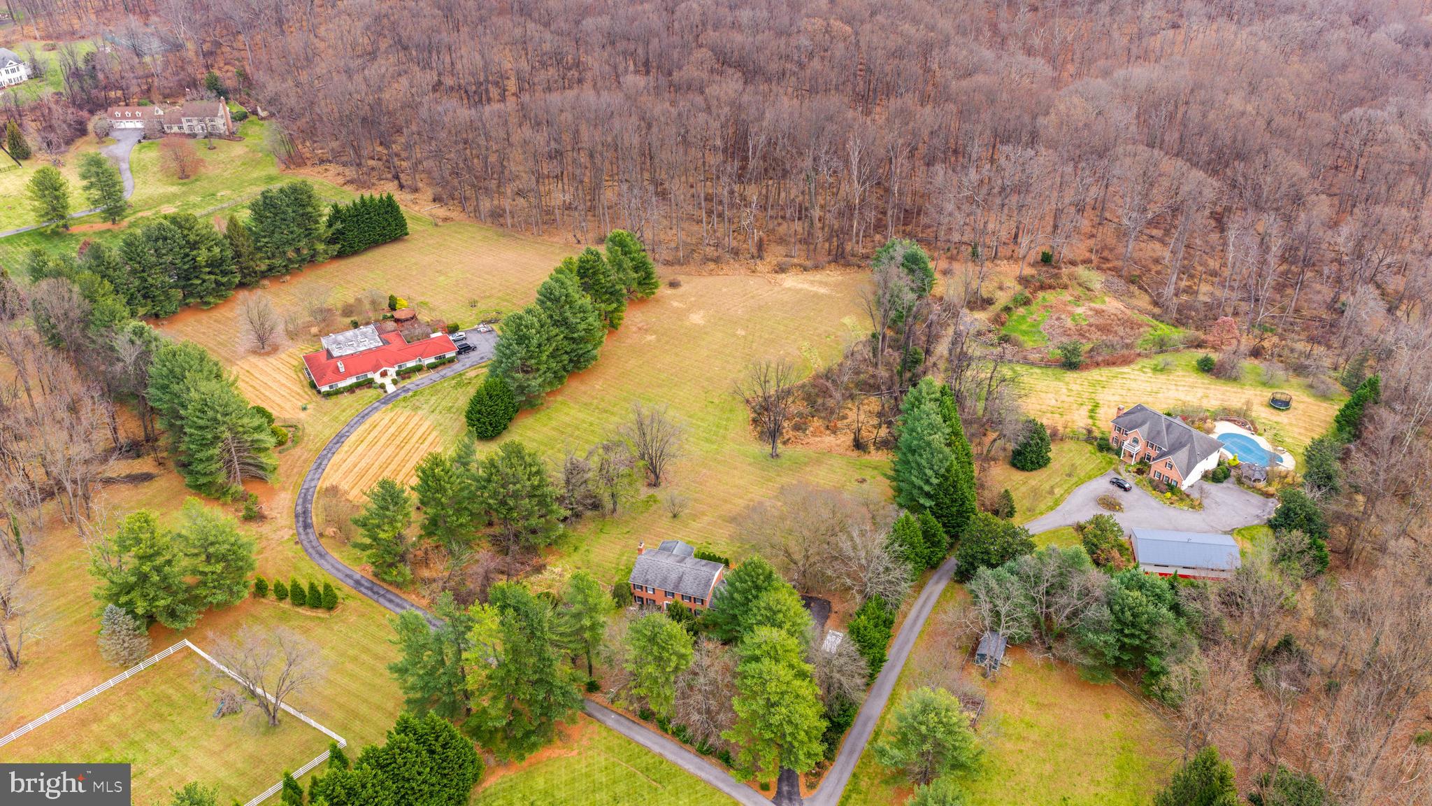 JONATHANS DELIGHT - Residential