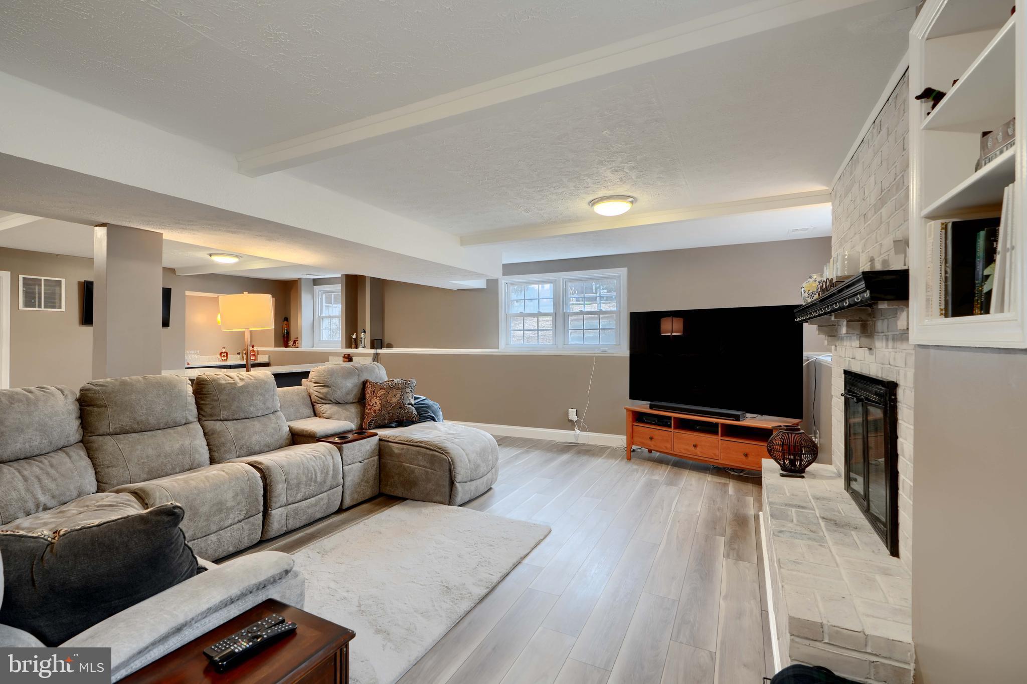 SPRINGDALE - Residential