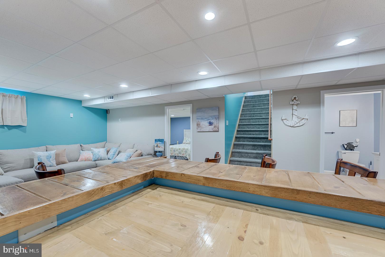 MILBOURN MANOR - Residential