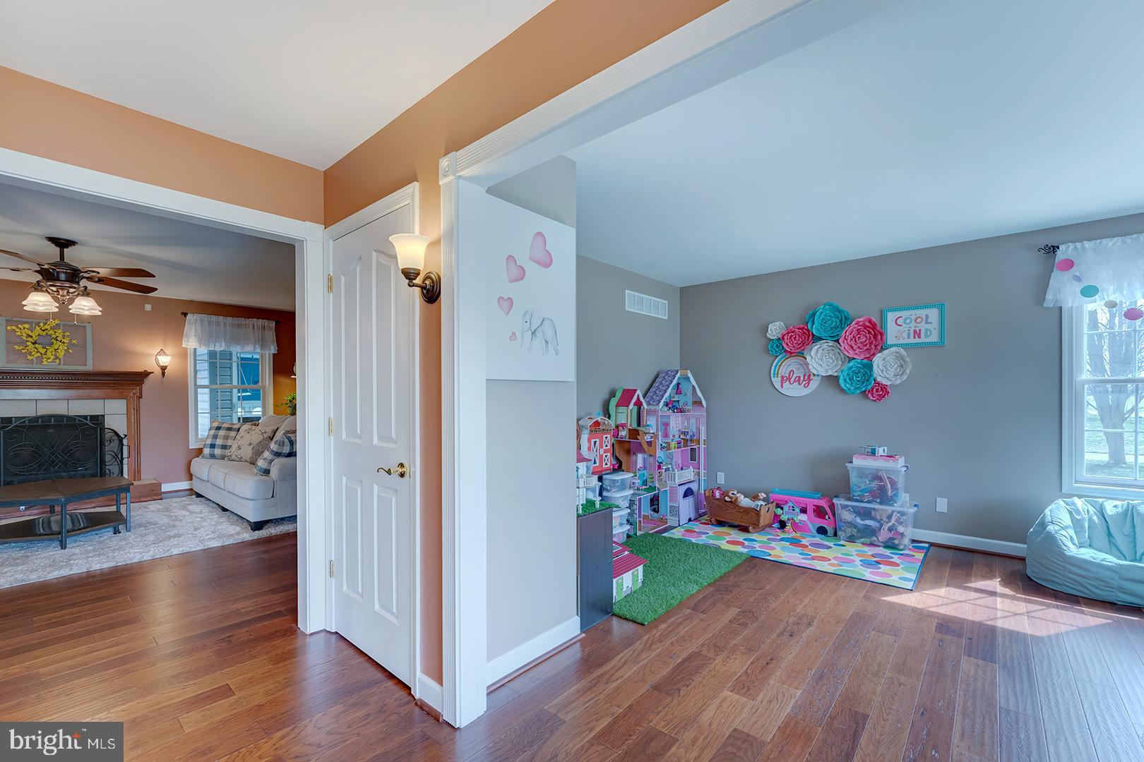 MILBOURN MANOR - Residential