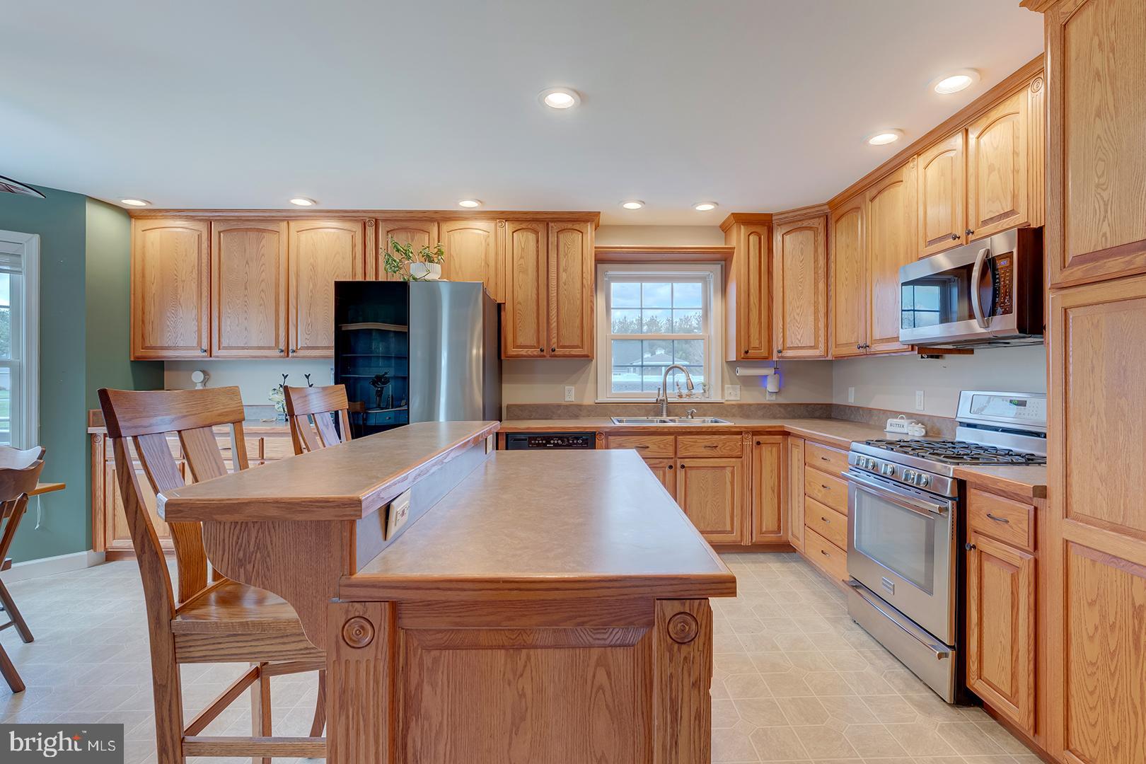 MILBOURN MANOR - Residential