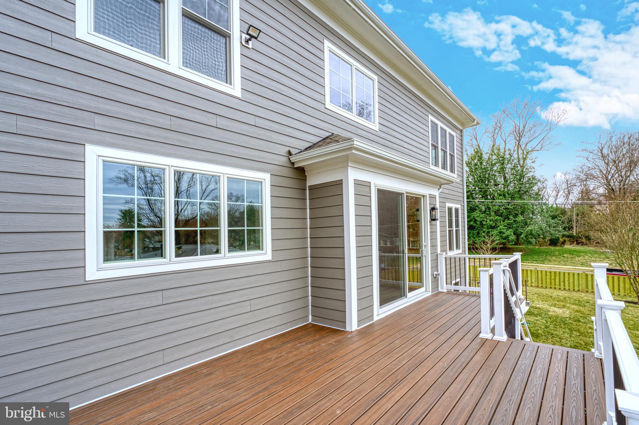 VIENNA WOODS - Residential