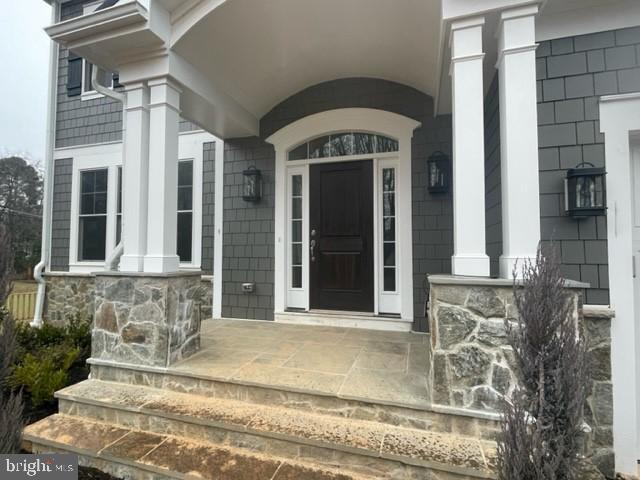 VIENNA WOODS - Residential