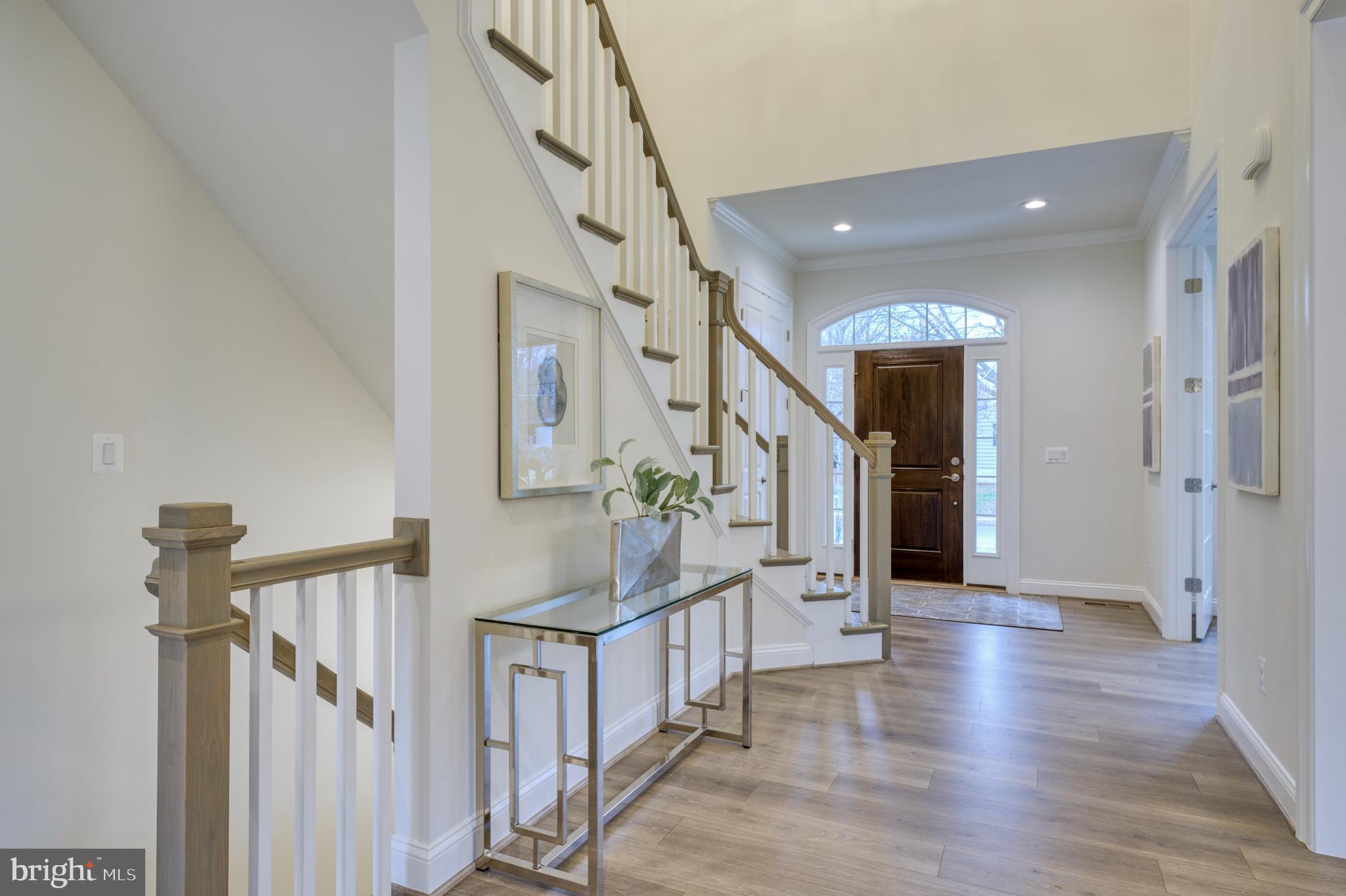 VIENNA WOODS - Residential