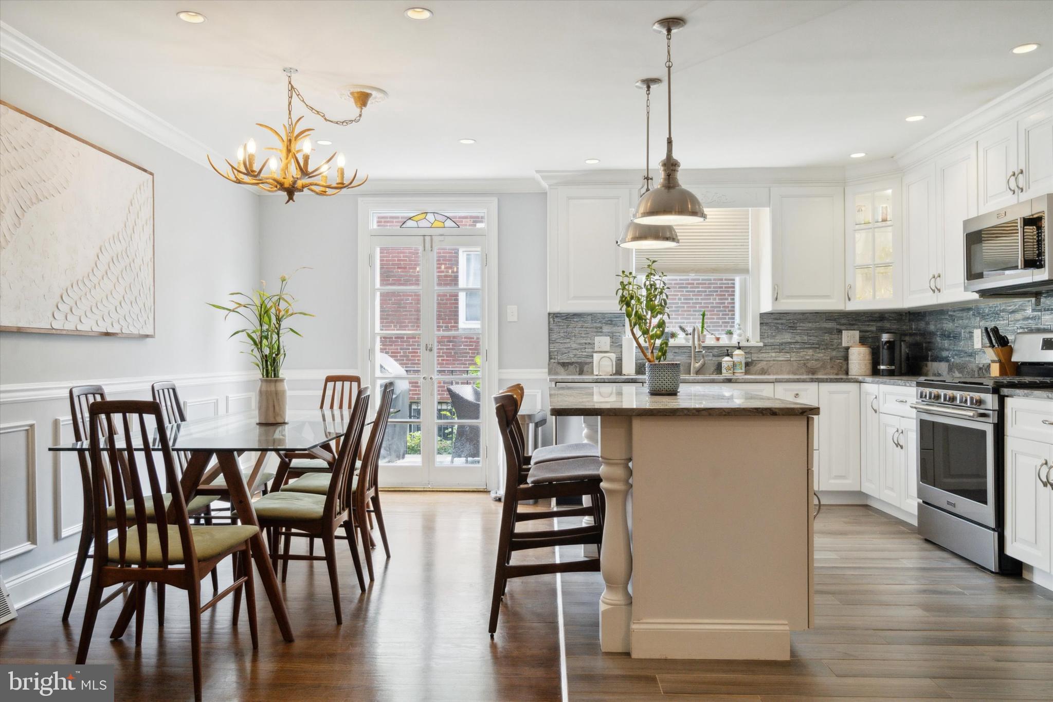 WASHINGTON SQ WEST - Residential