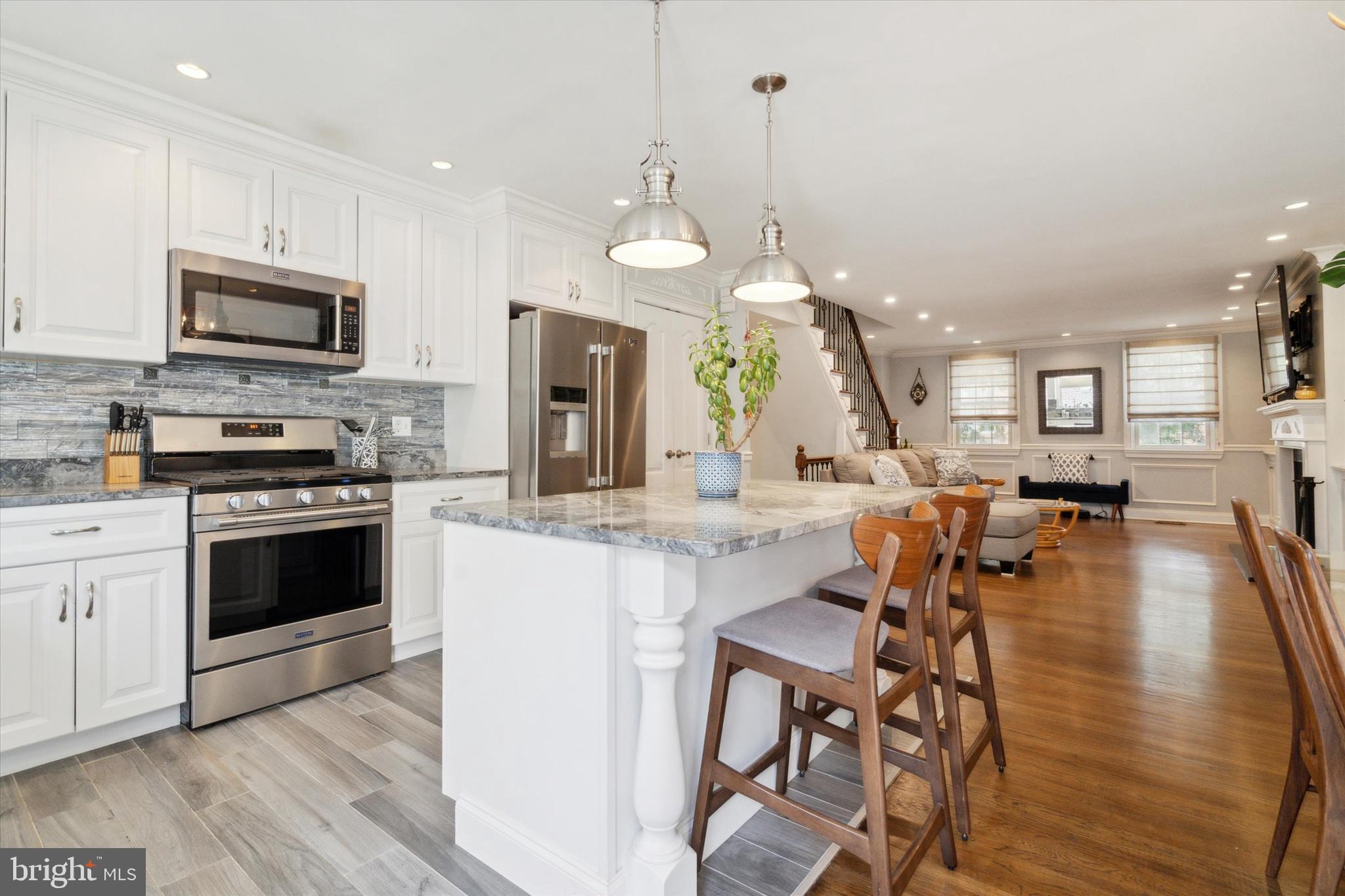 WASHINGTON SQ WEST - Residential