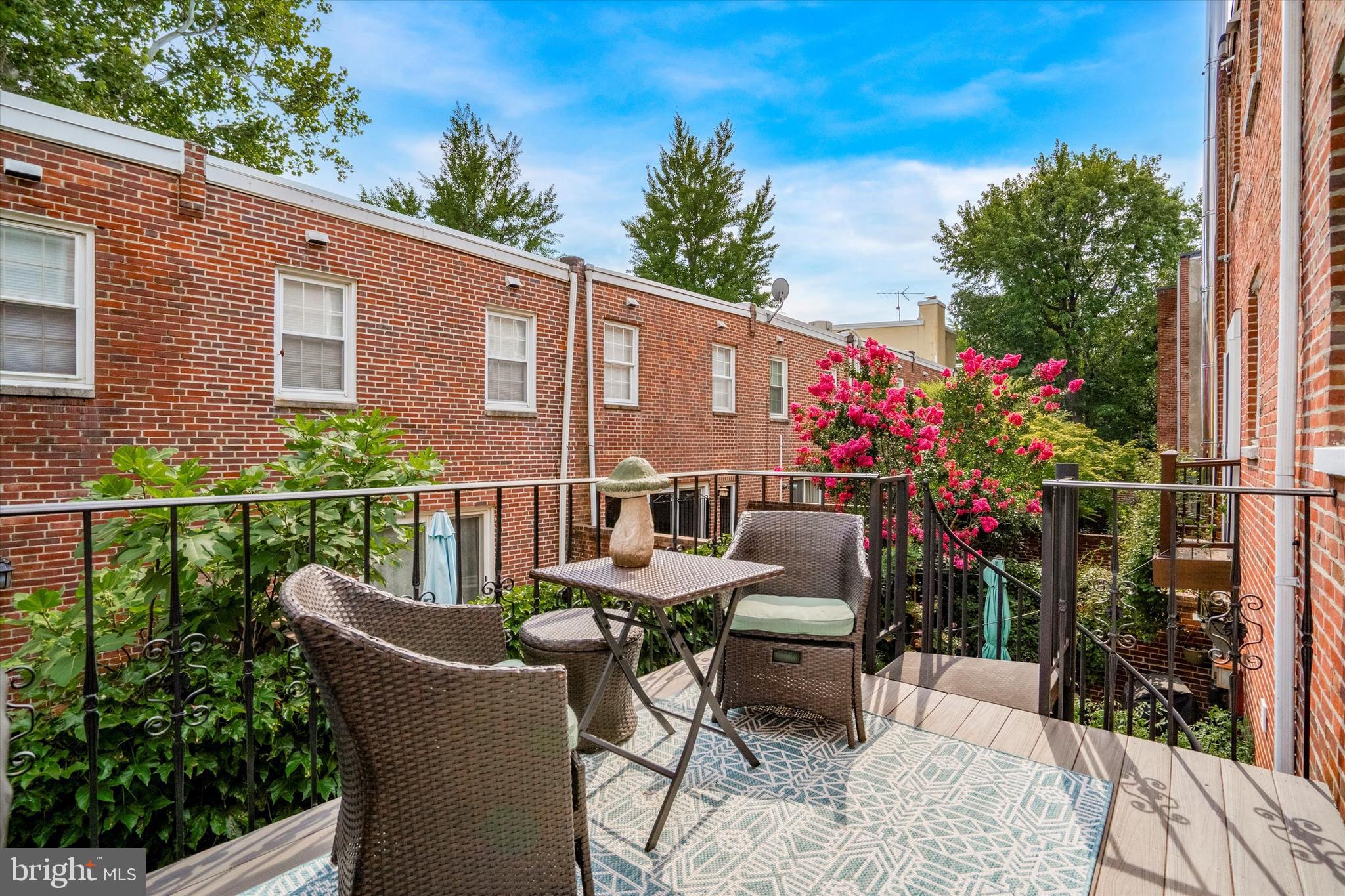 WASHINGTON SQ WEST - Residential