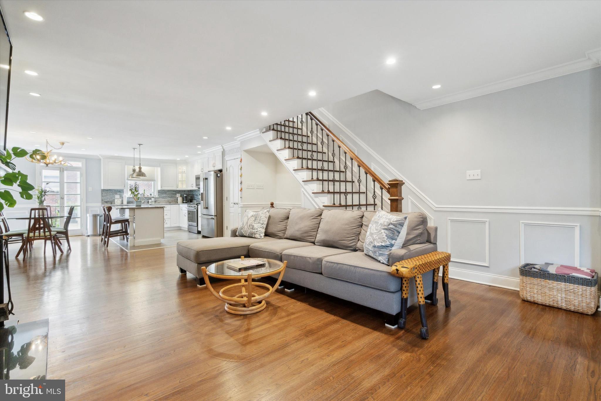 WASHINGTON SQ WEST - Residential