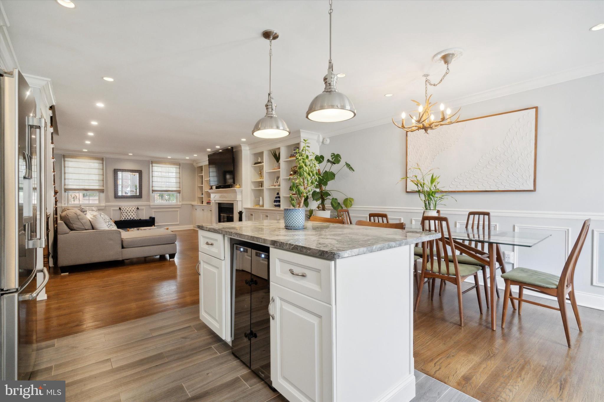 WASHINGTON SQ WEST - Residential