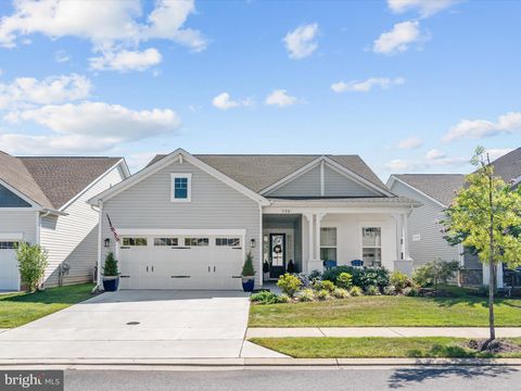 124 NAUSET LANE CHESTER MD 21619