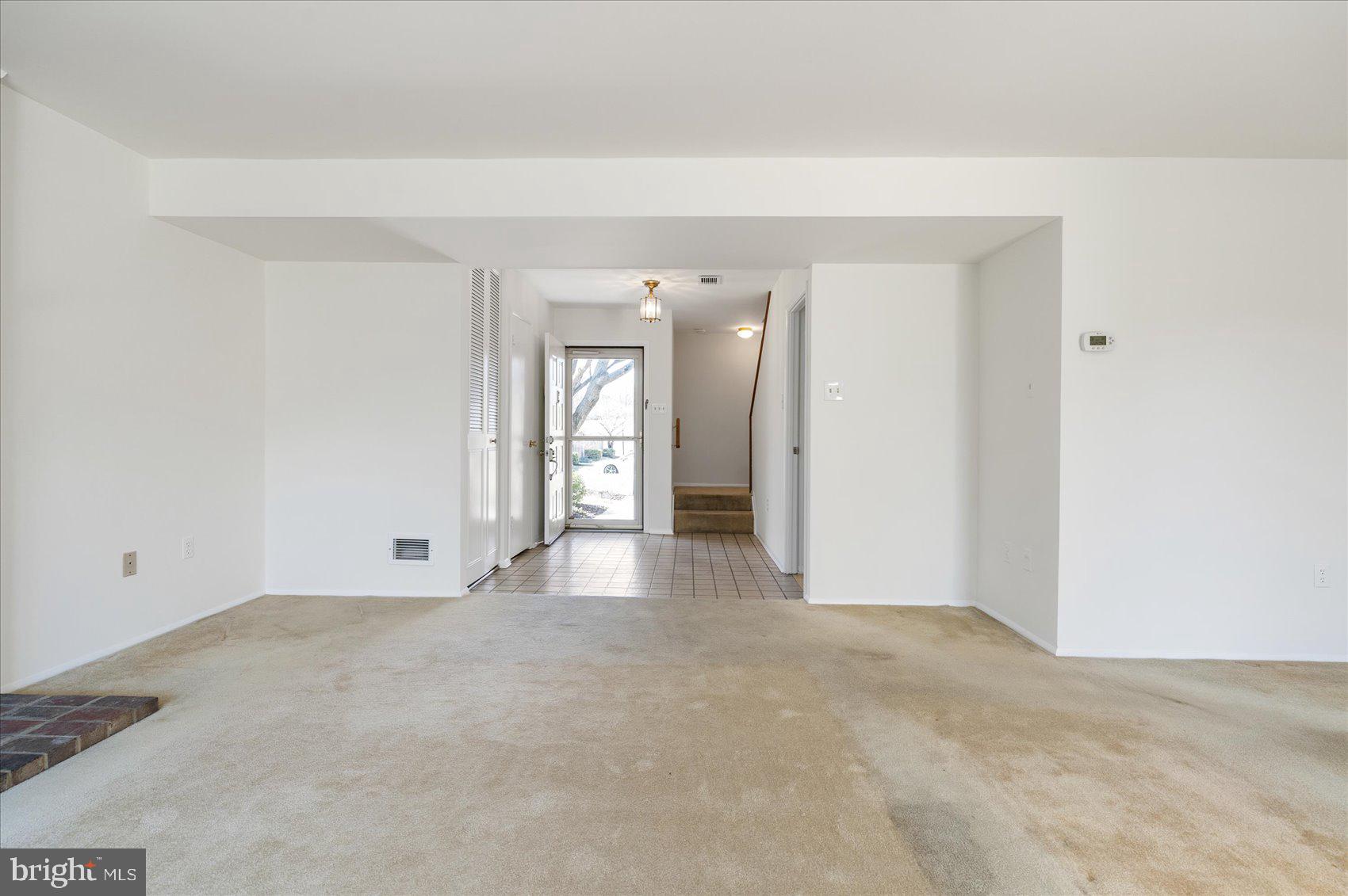 TOPFIELD - Residential