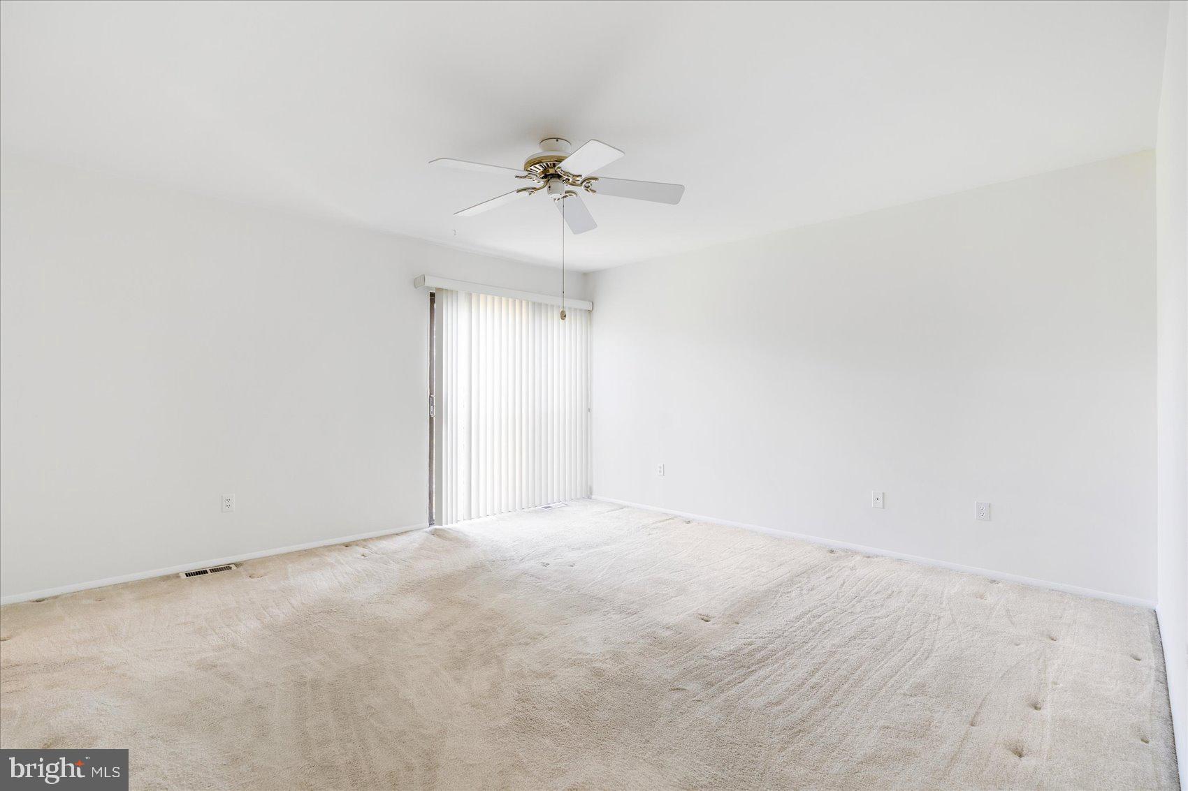 TOPFIELD - Residential