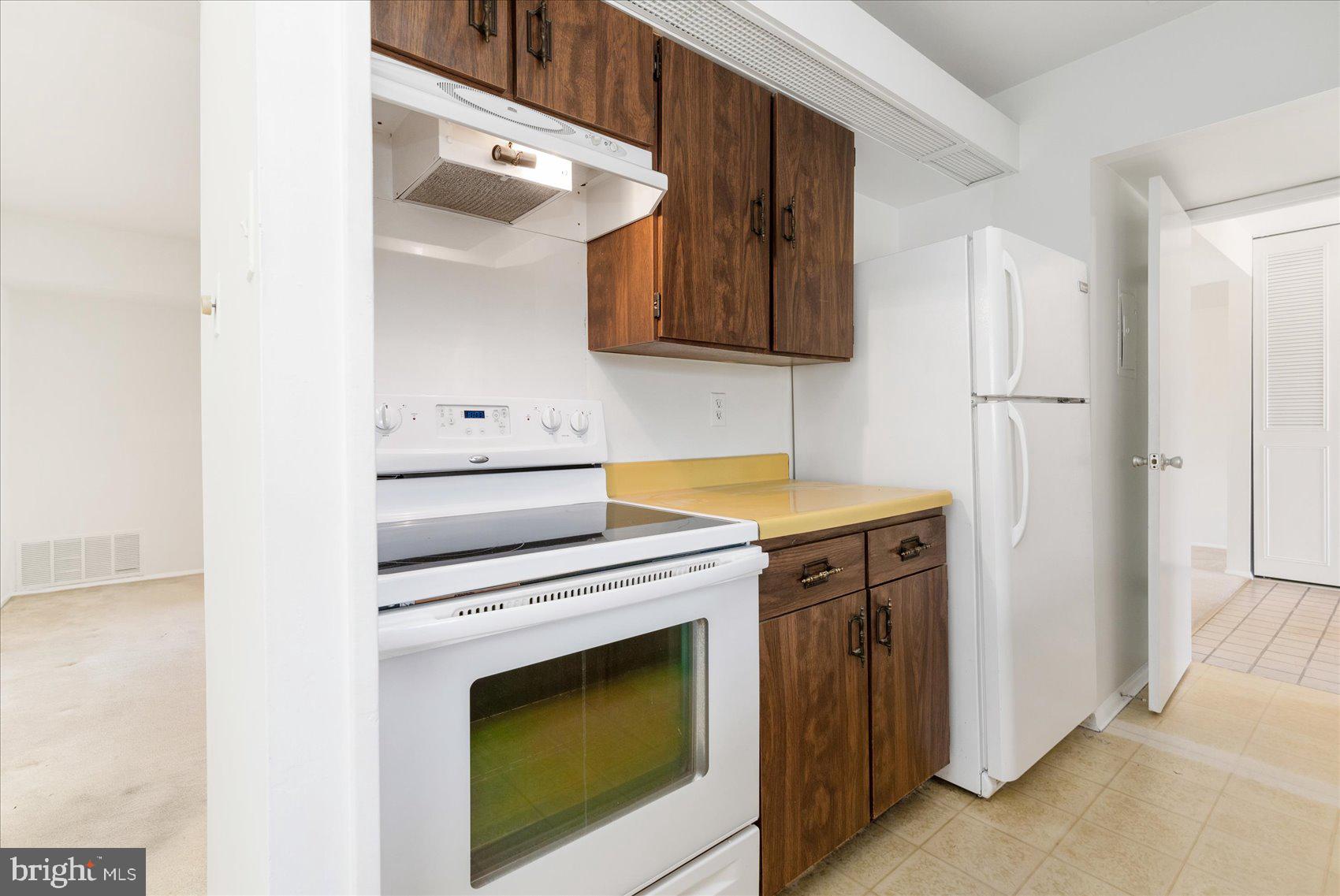 TOPFIELD - Residential