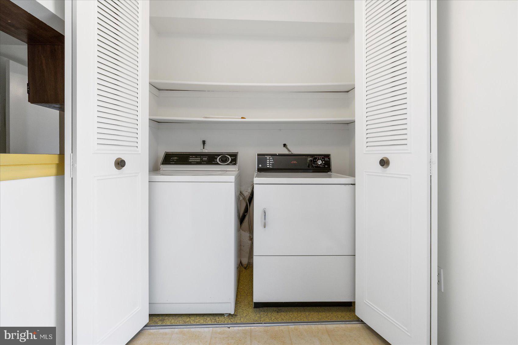 TOPFIELD - Residential