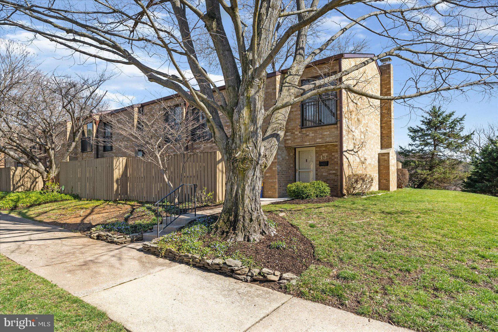 TOPFIELD - Residential