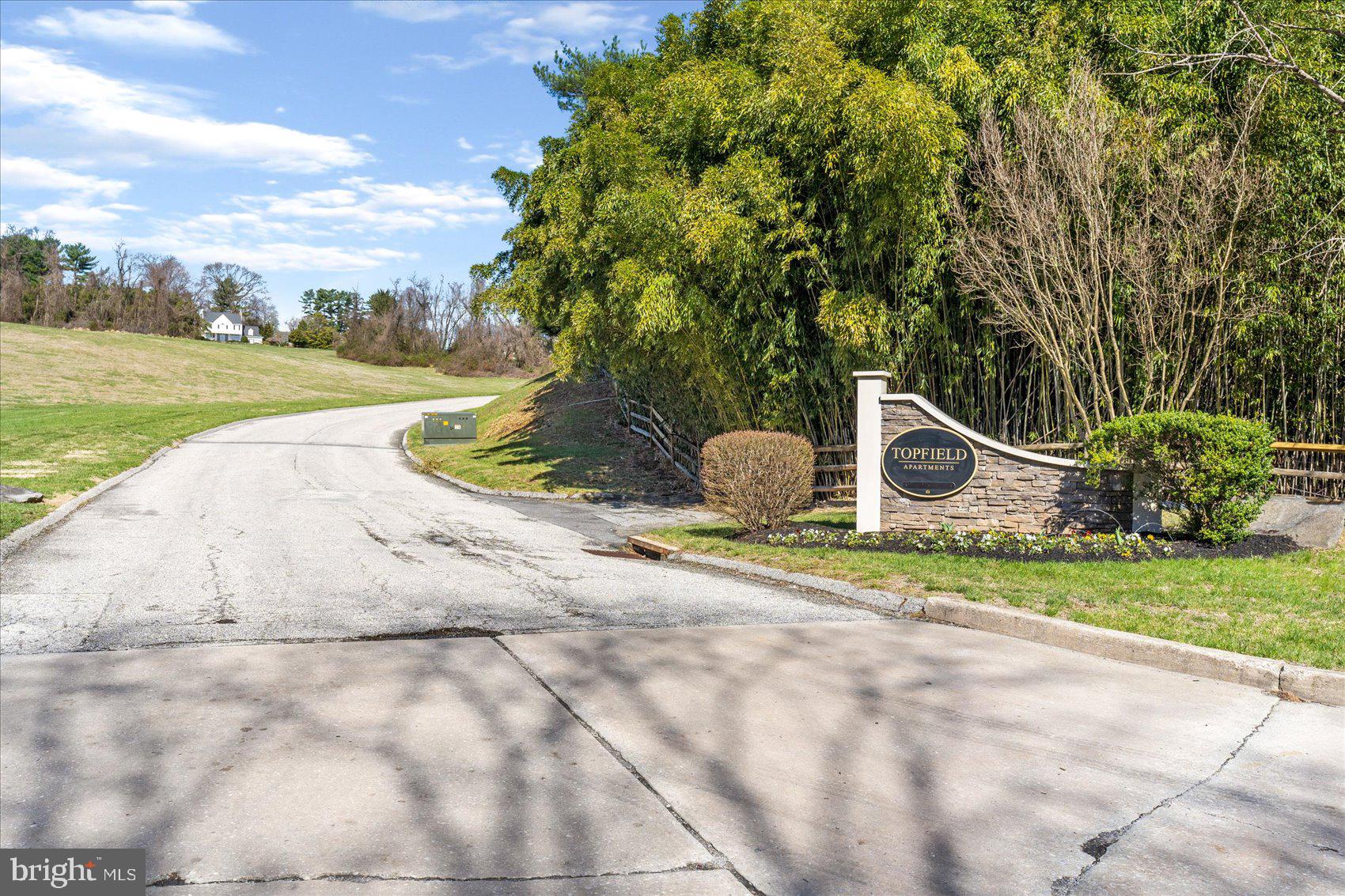 TOPFIELD - Residential