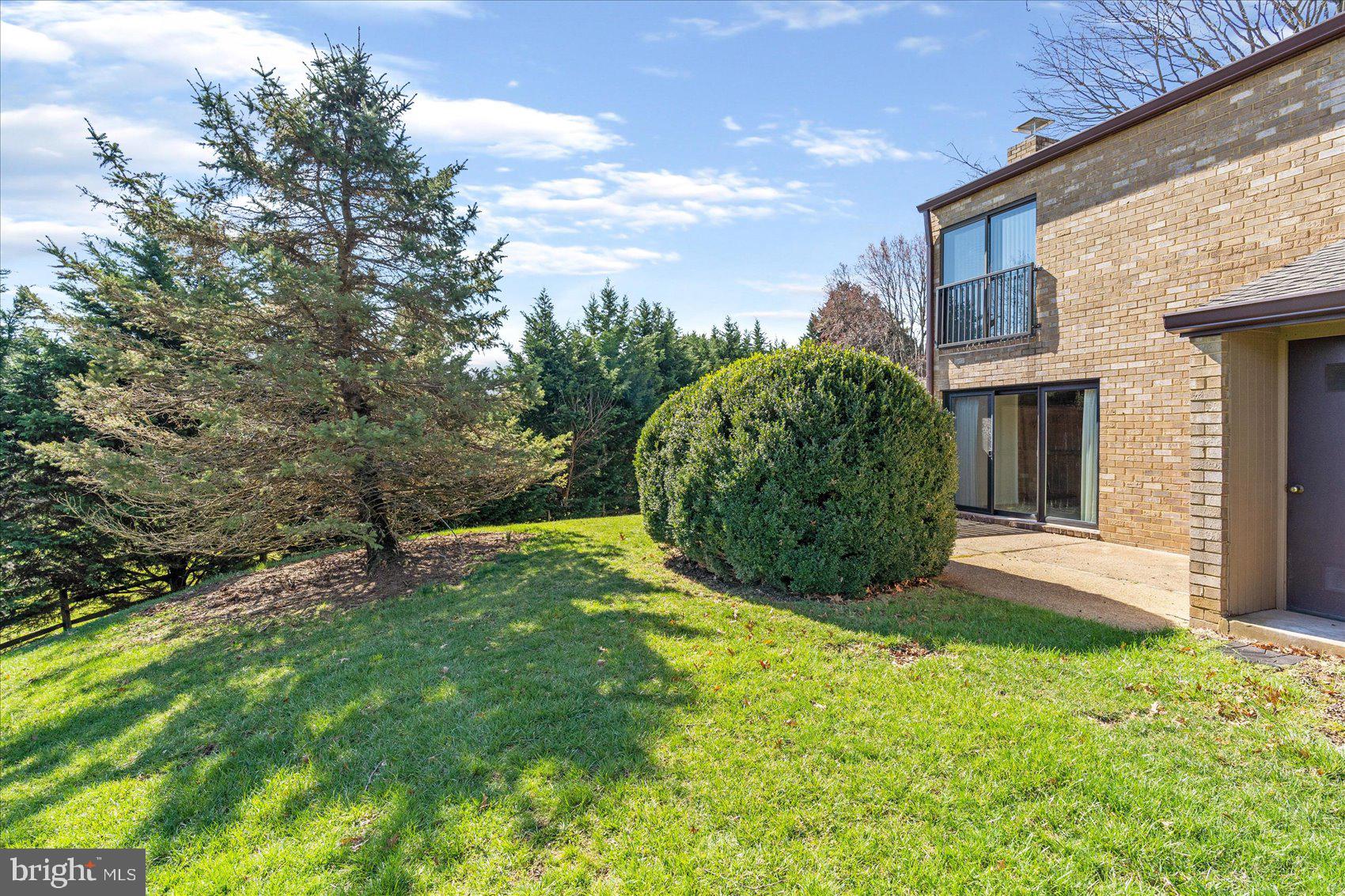 TOPFIELD - Residential