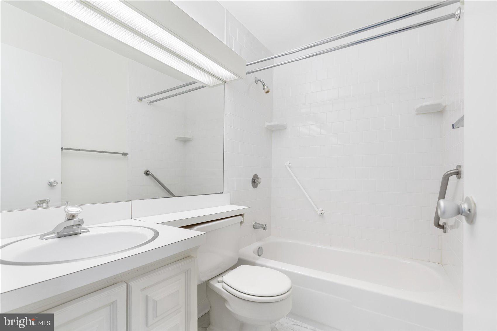 TOPFIELD - Residential