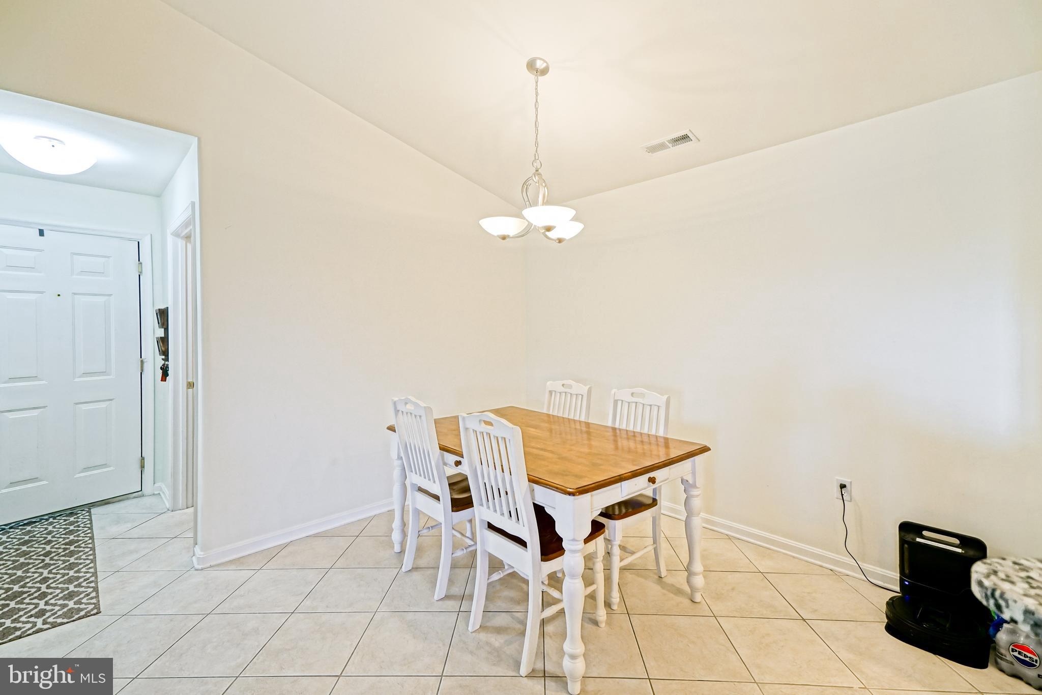 HEARTHSTONE MANOR - Residential