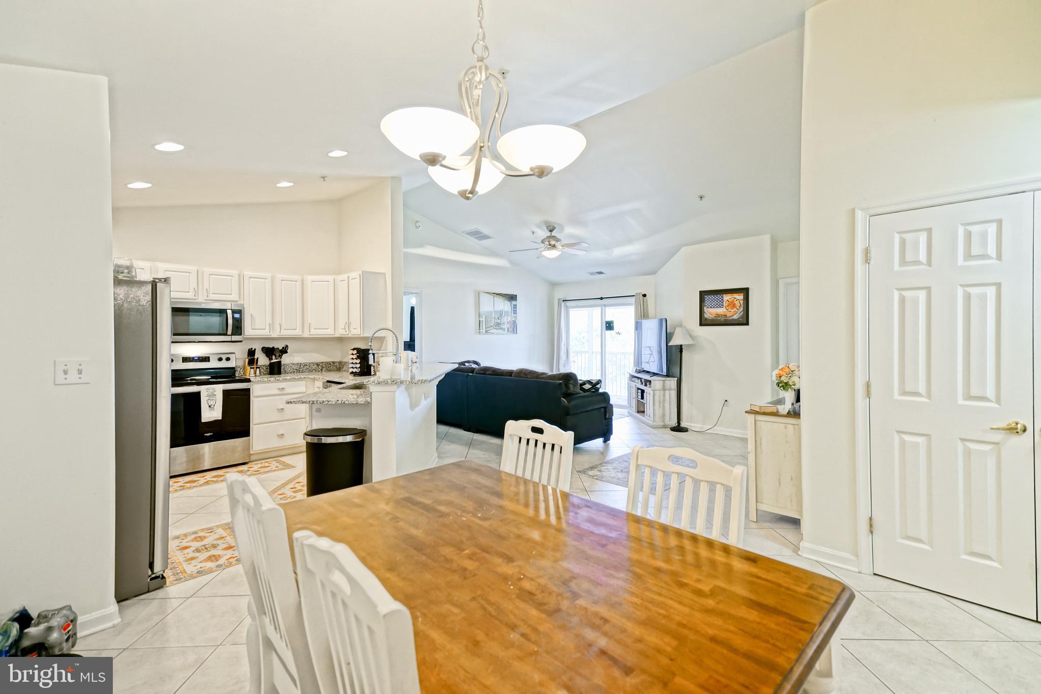 HEARTHSTONE MANOR - Residential