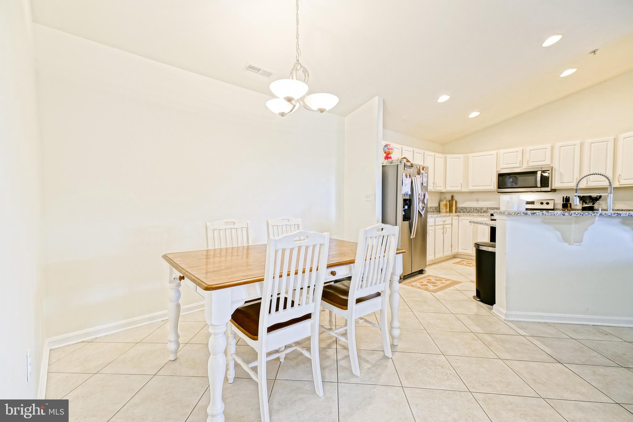 HEARTHSTONE MANOR - Residential