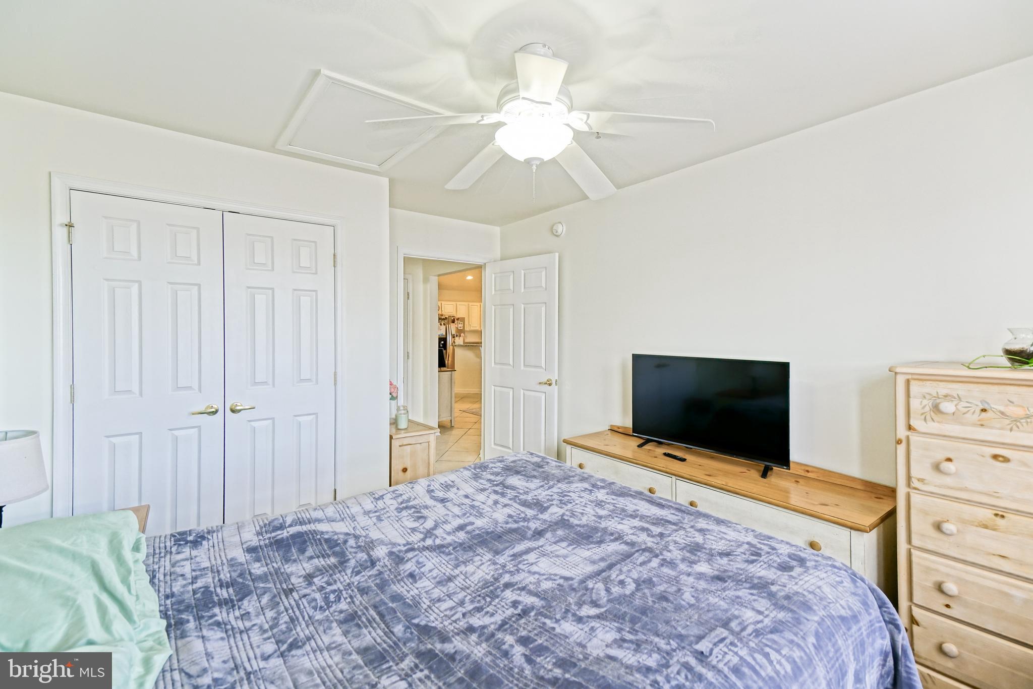 HEARTHSTONE MANOR - Residential