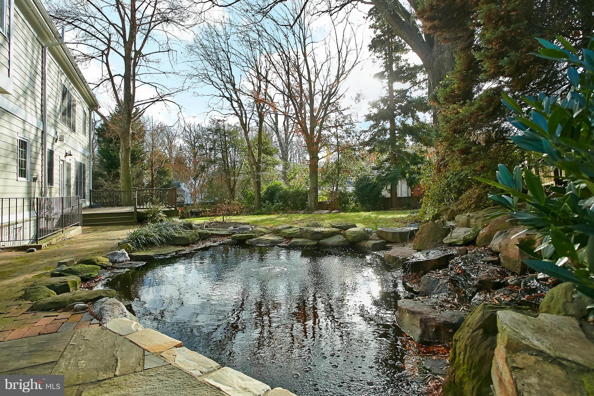 COUNTRY CLUB HILLS - Residential