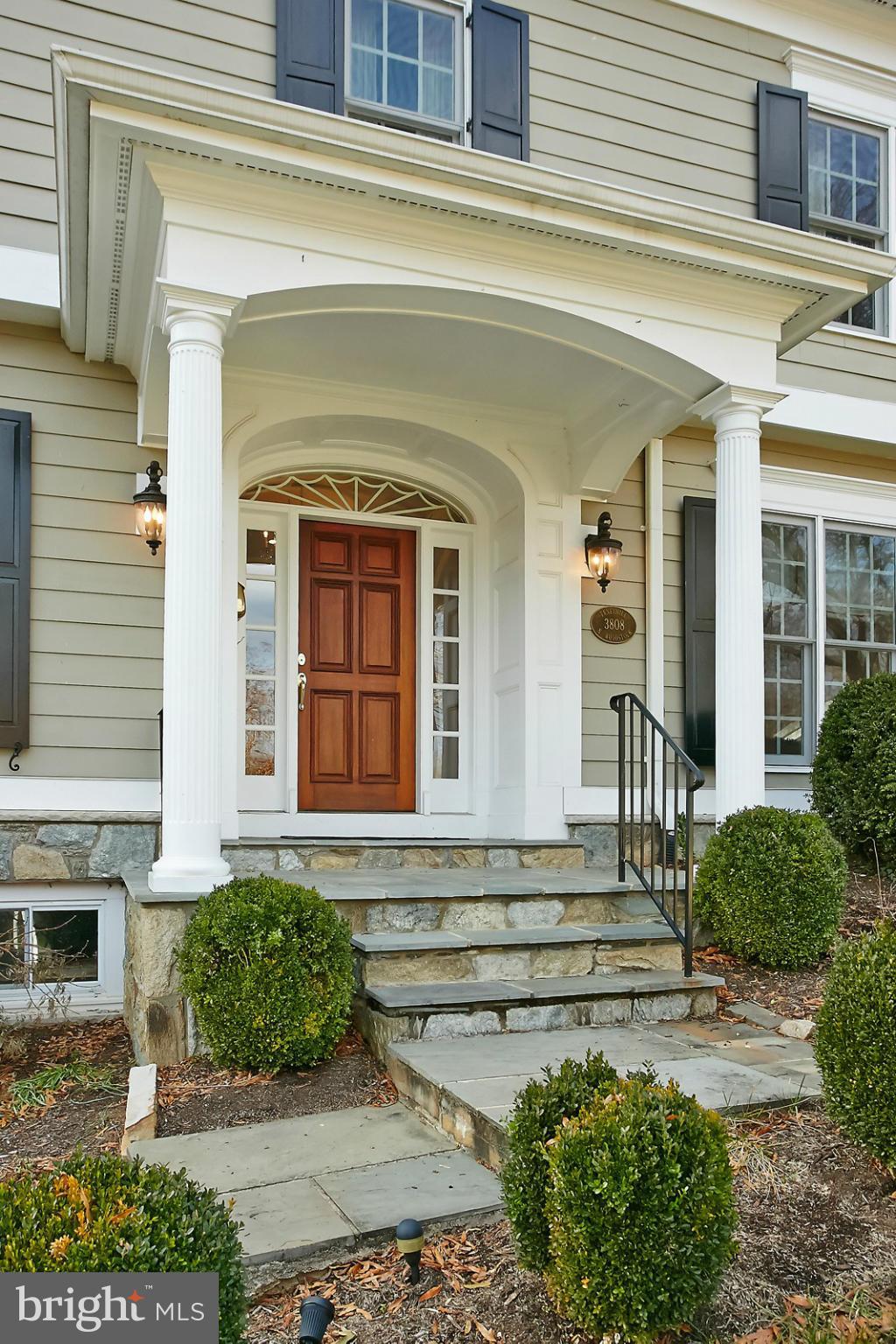 COUNTRY CLUB HILLS - Residential