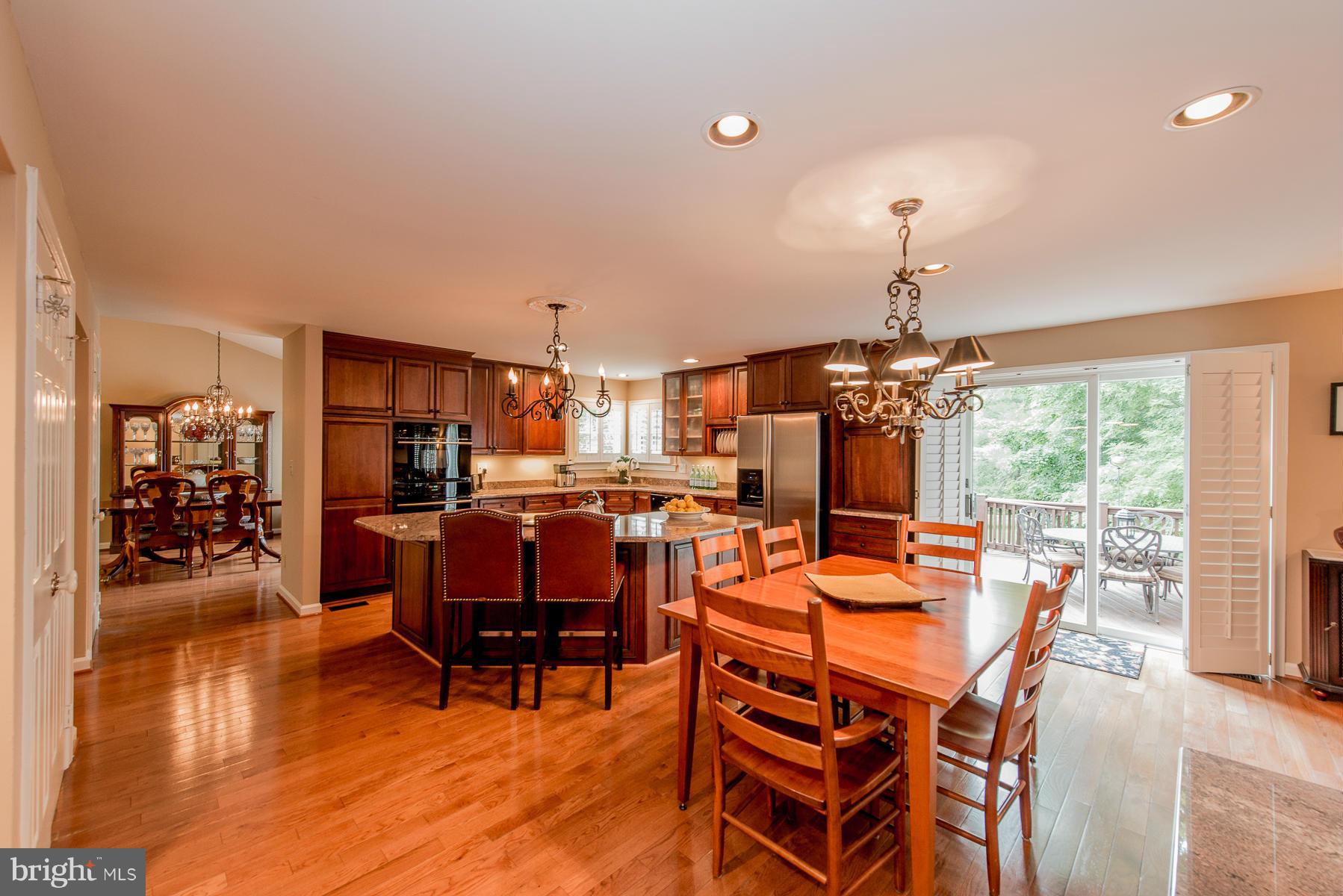 MCKENZIE MEADOWS - Residential