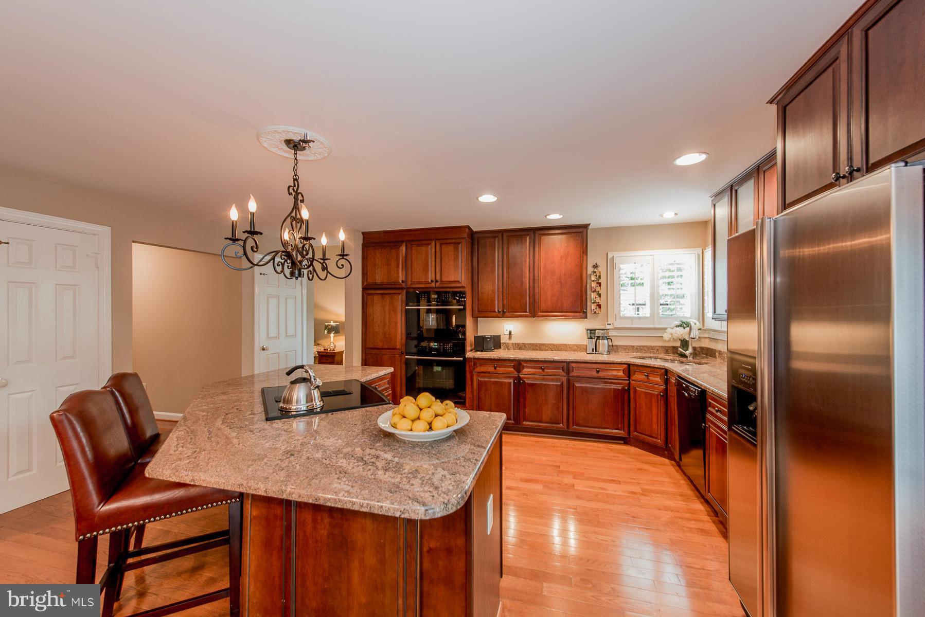 MCKENZIE MEADOWS - Residential