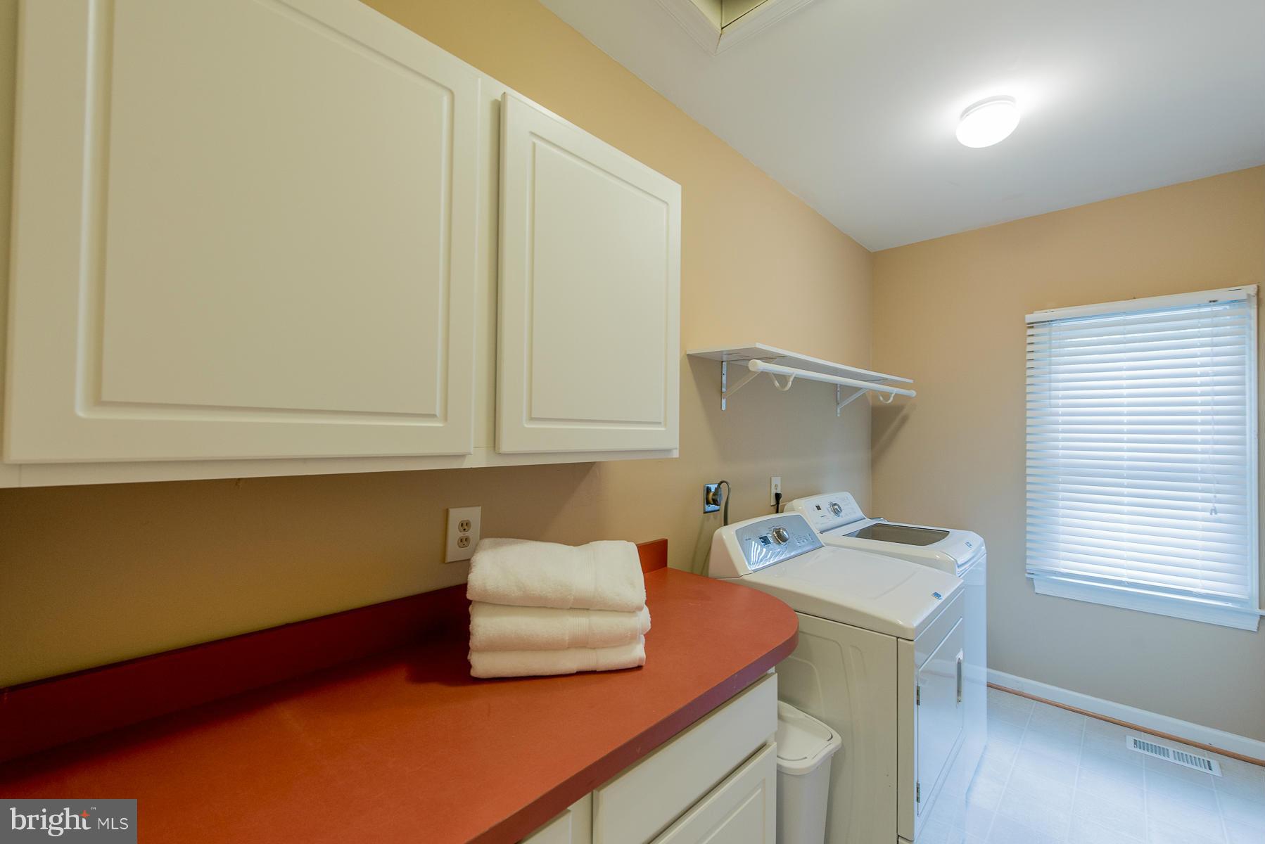 MCKENZIE MEADOWS - Residential