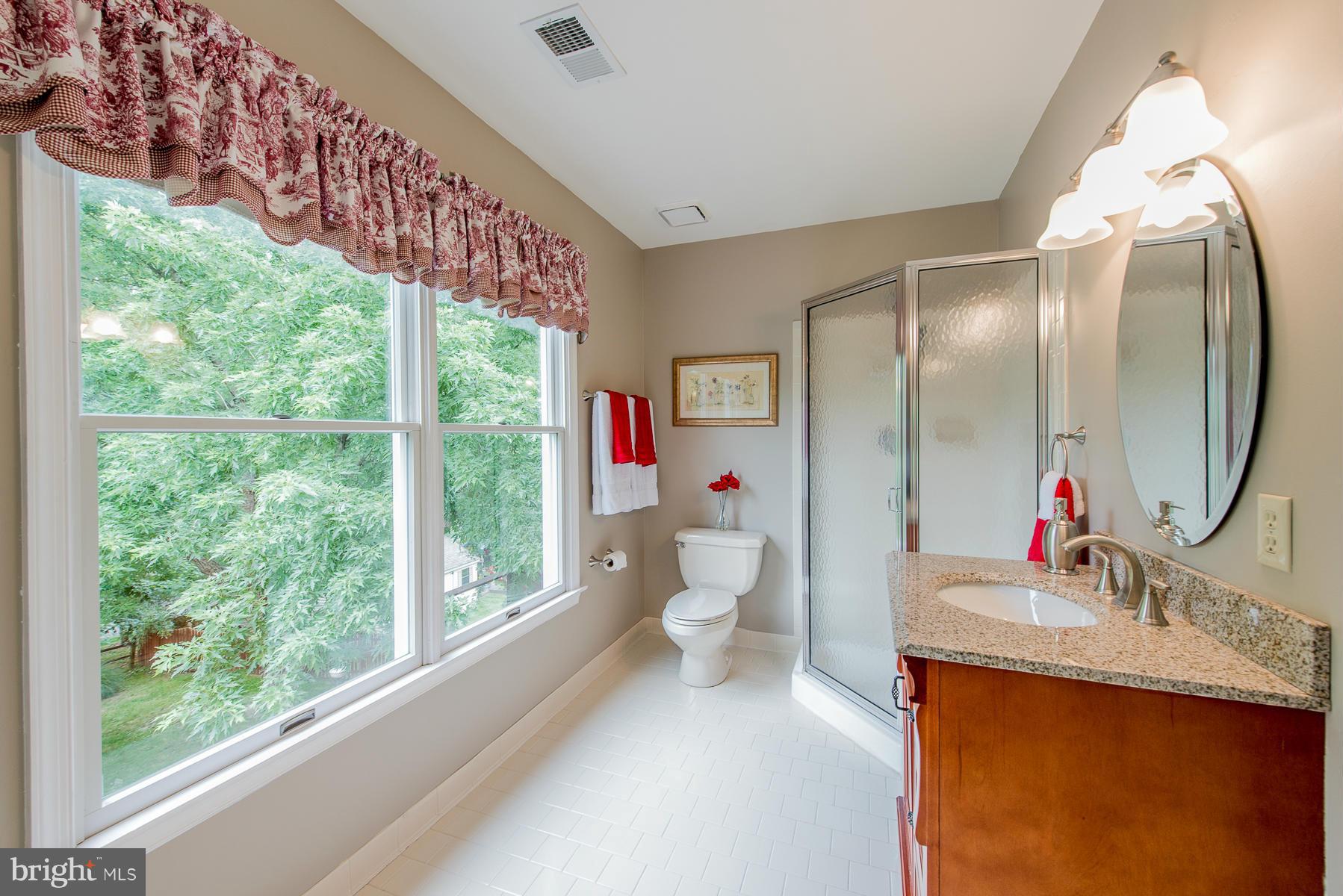 MCKENZIE MEADOWS - Residential