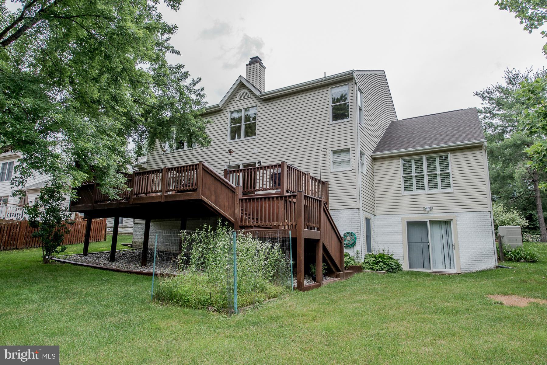 MCKENZIE MEADOWS - Residential