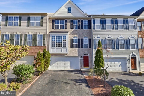 Photo of 15515 Exmore Court, WOODBRIDGE, VA 22191 (MLS # VAPW2132976)