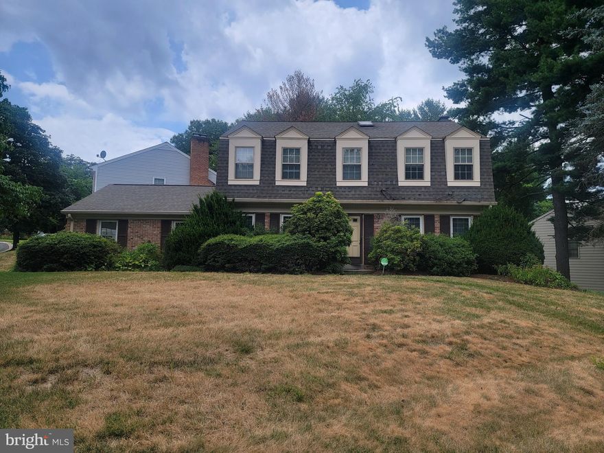 4 BEDROOMS, 2 FULL BATH AT 2ND FLOOR AND 1 FULL BATH AT BASEMENT WITH DEN/OFFICE.
2 SIDE CAR GARAGE, DECK, HARDWOOD FLOOR, NEW PAINT, NEW CARET ON 2ND FLOOR, NEW DISHWASHER.  FINISHED BASEMENT. READY TO MOVE IN RIGHT AWAY. VERY CONVENIENT TO MAJOR HWY LIKE RT 29, 200 ETC.
HOUSE IS AVAILABLE FROM 6-1-2025.