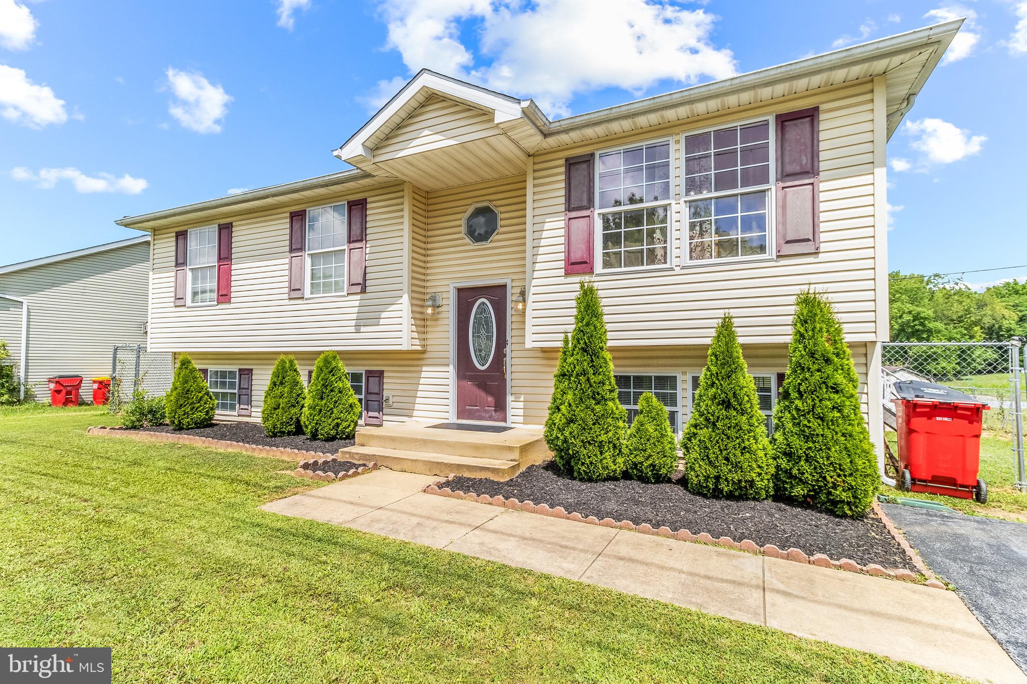 207 PRESTON PLACE