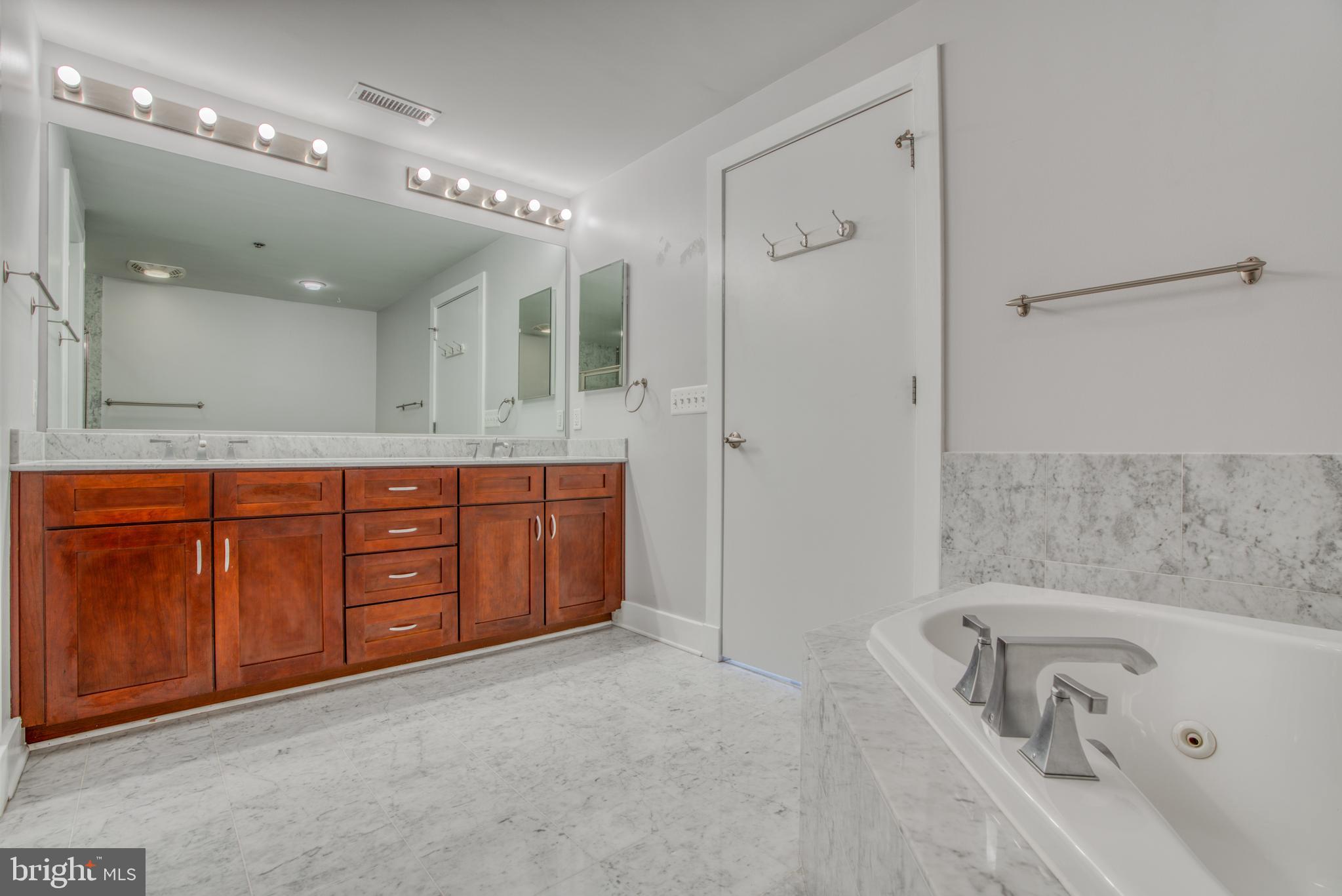 CANTON - Residential Lease