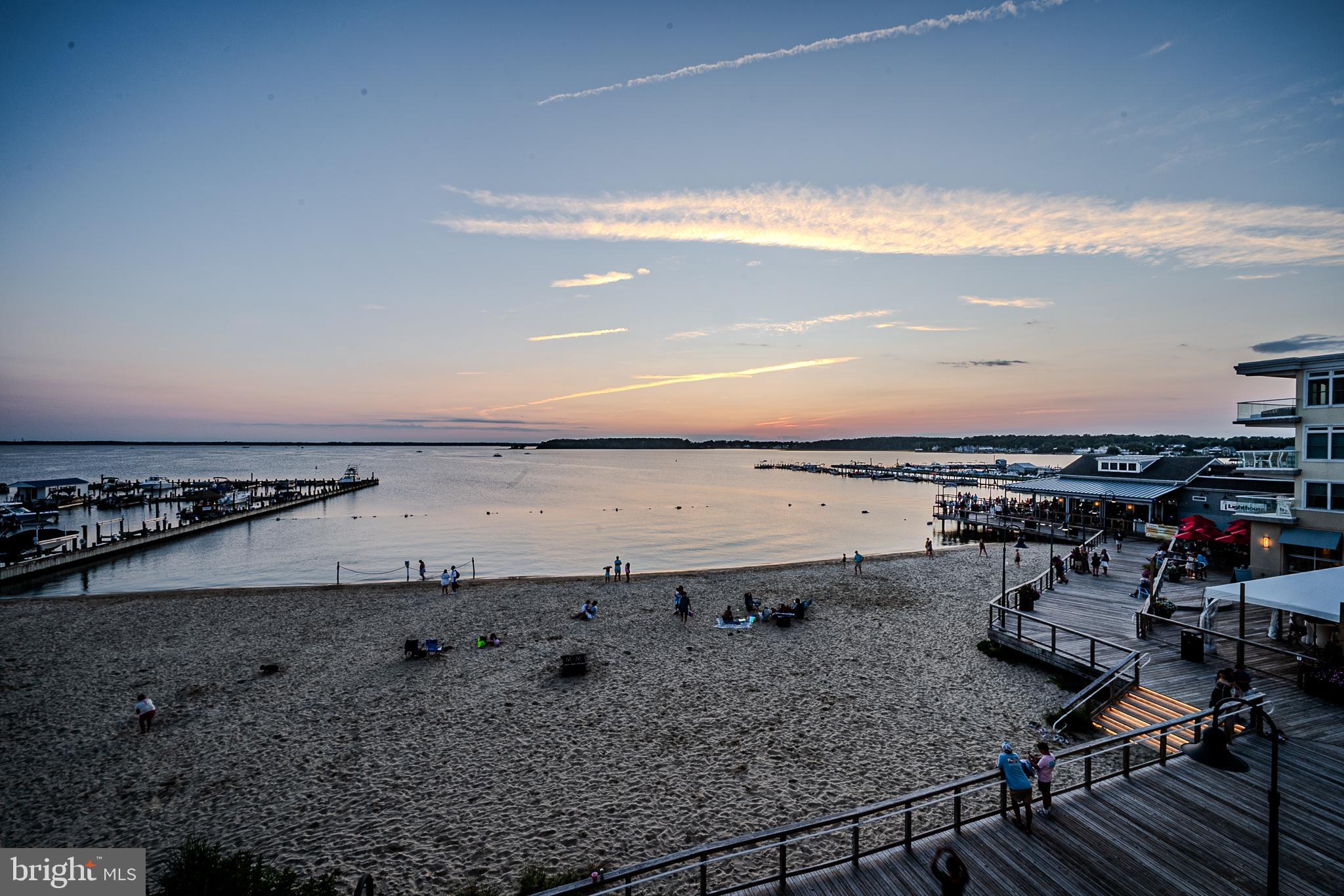 LIGHTHOUSE COVE - Residential