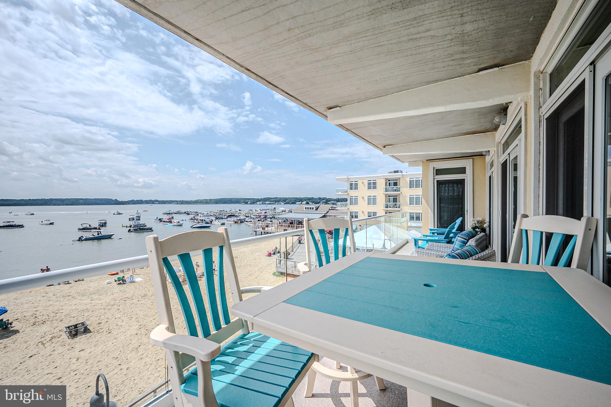 LIGHTHOUSE COVE - Residential