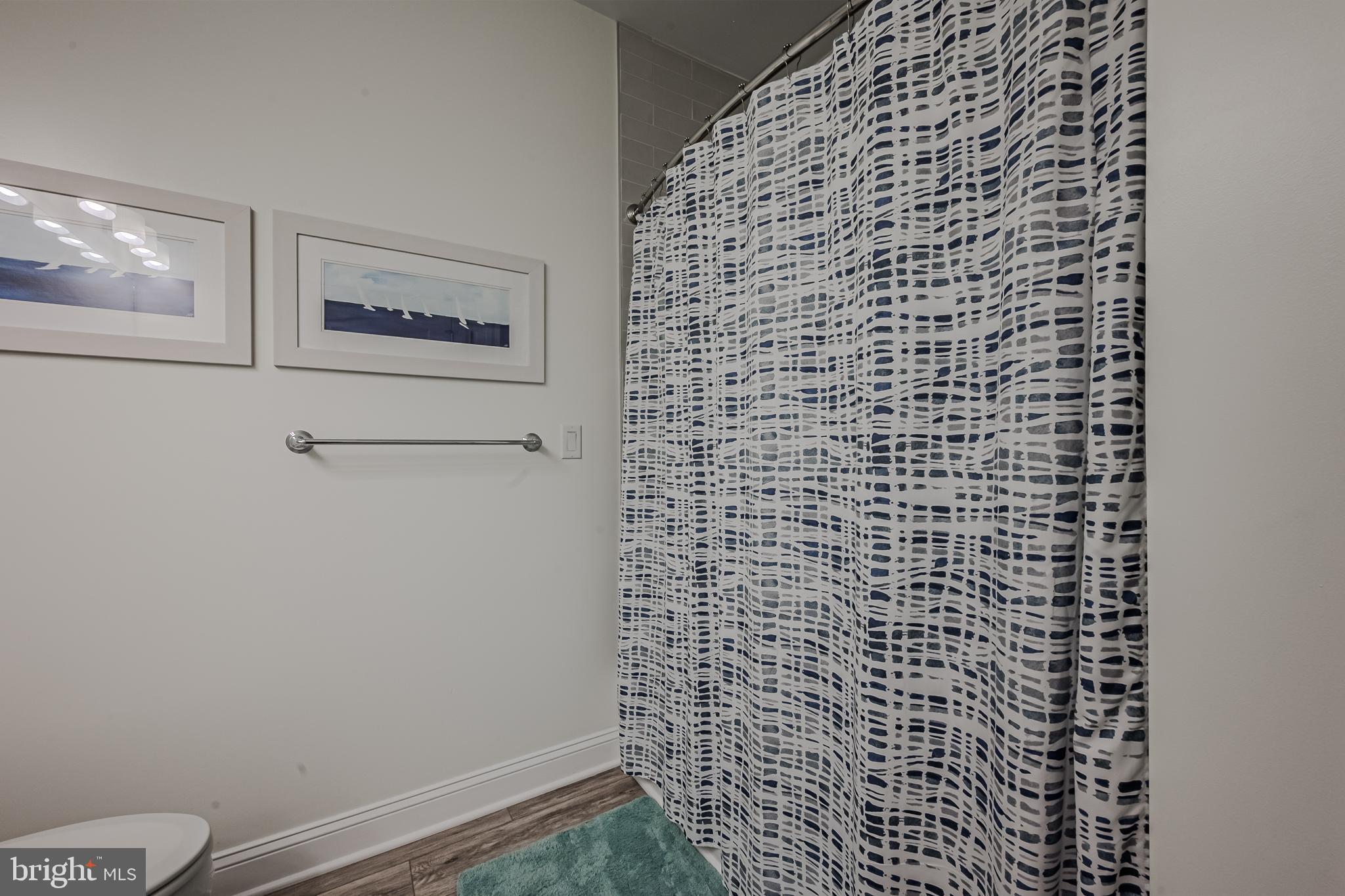 LIGHTHOUSE COVE - Residential