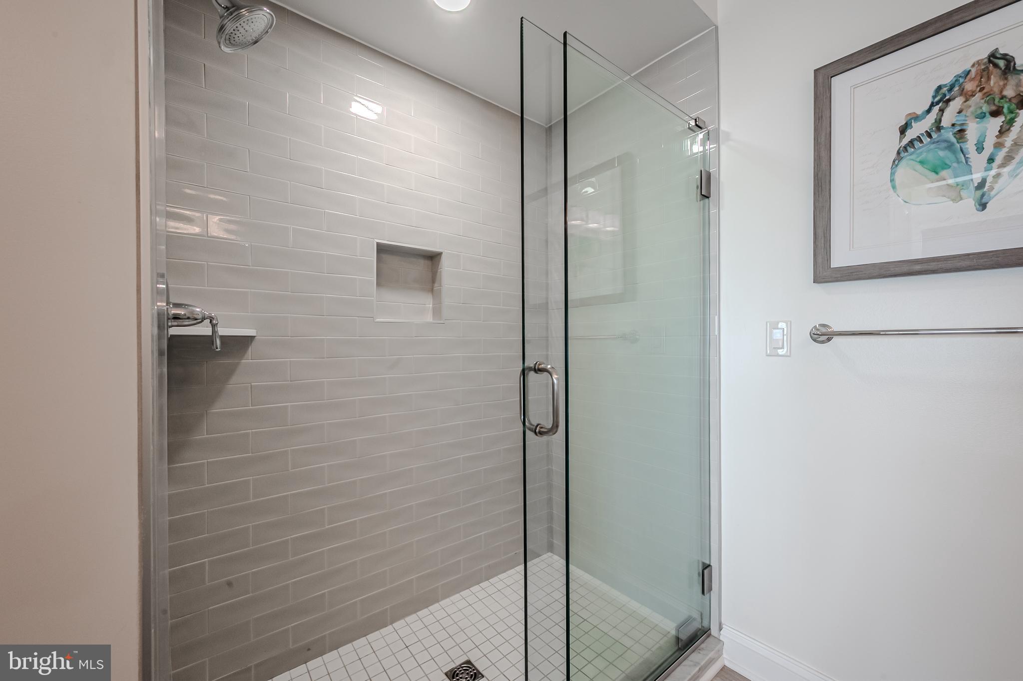 LIGHTHOUSE COVE - Residential